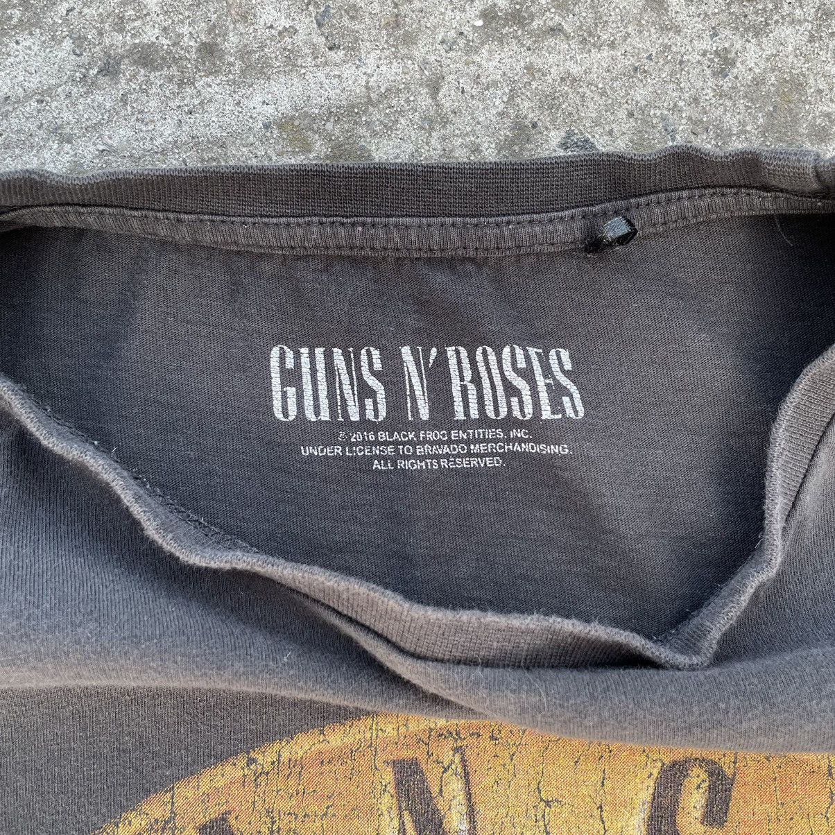 Band Tees × Guns N' Roses × Vintage Vintage Guns N Roses T-shirts Big Logo Band Tee Rock 00s Size US L / EU 52-54 / 3 - 3 Thumbnail