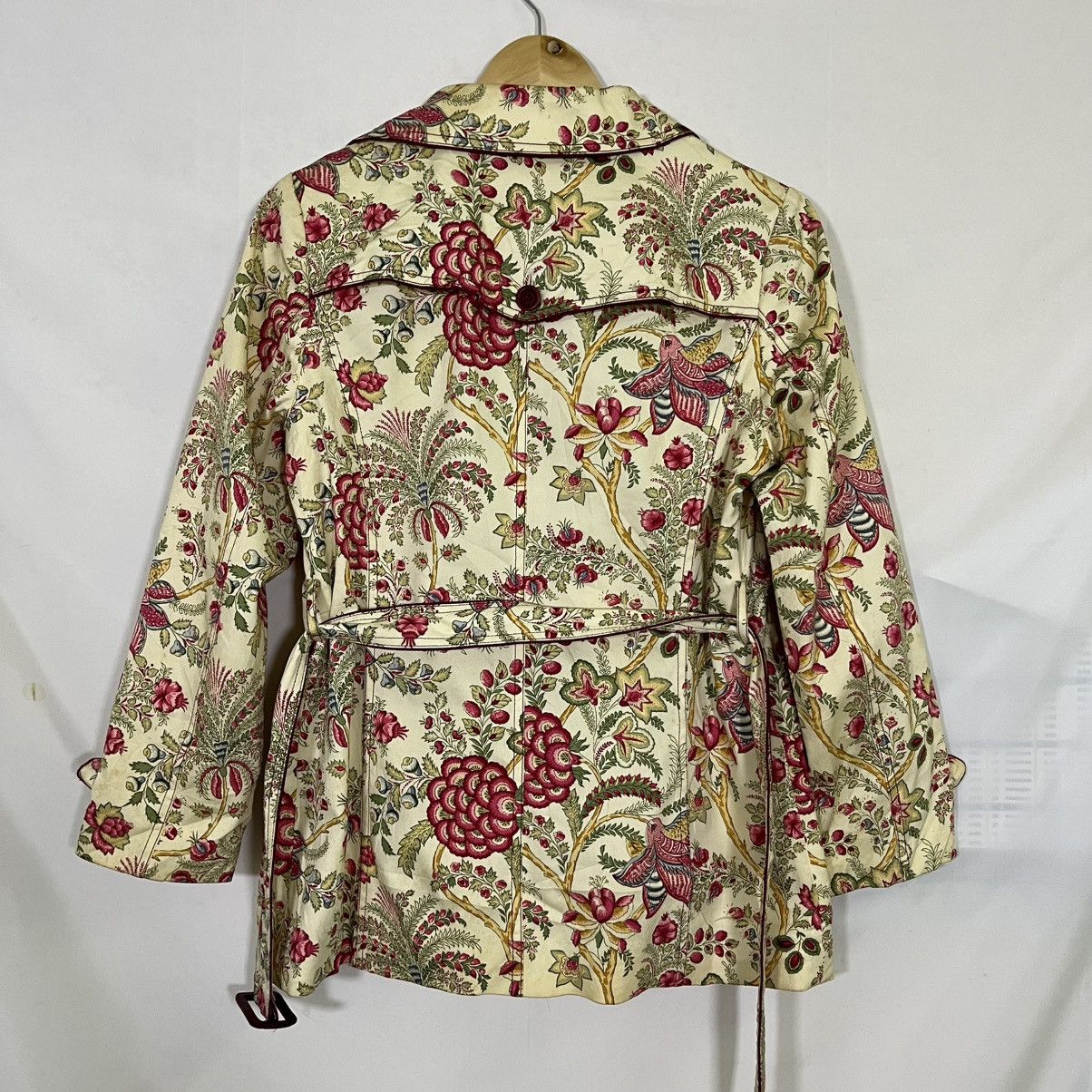 Other VINTAGE CROCODILE LADIES FLORAL BELTED JACKET/COAT Size M / US 6-8 / IT 42-44 - 8 Thumbnail