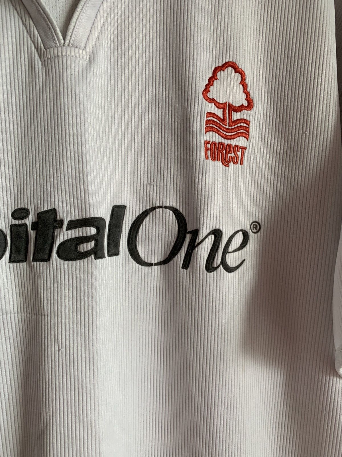 Umbro Nottingham Forest Football Shirt Umbro Soccer Vintage XL Size US L / EU 52-54 / 3 - 6 Thumbnail