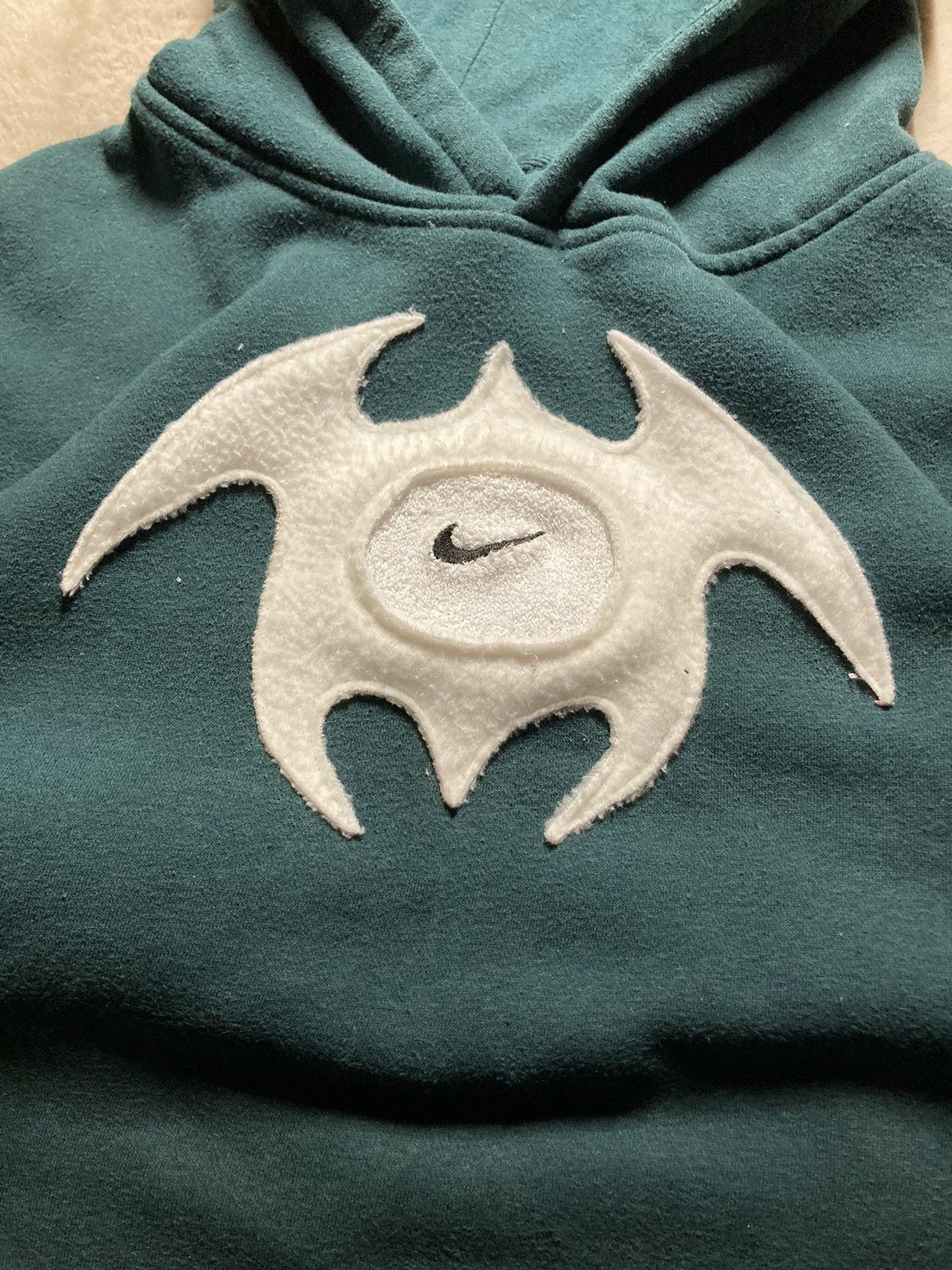 Nike × Vintage ⛩️nike hoodie custom vintage y2k center logo fleece rare 1of1 Size US L / EU 52-54 / 3 - 3 Thumbnail