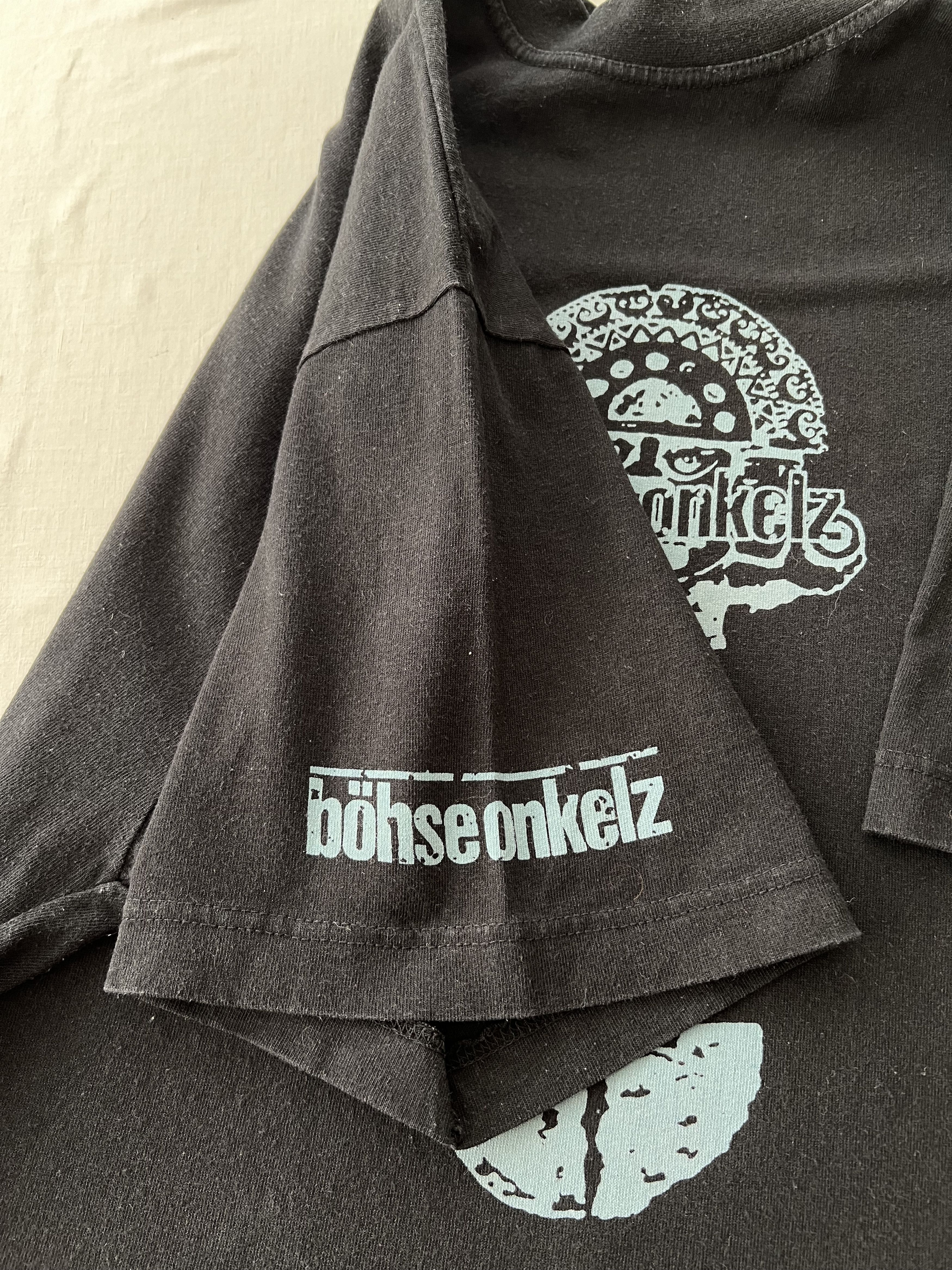 Band Tees Vintage 90s Bohse Onkelz Black T-shirt Size US XL / EU 56 / 4 - 9 Thumbnail