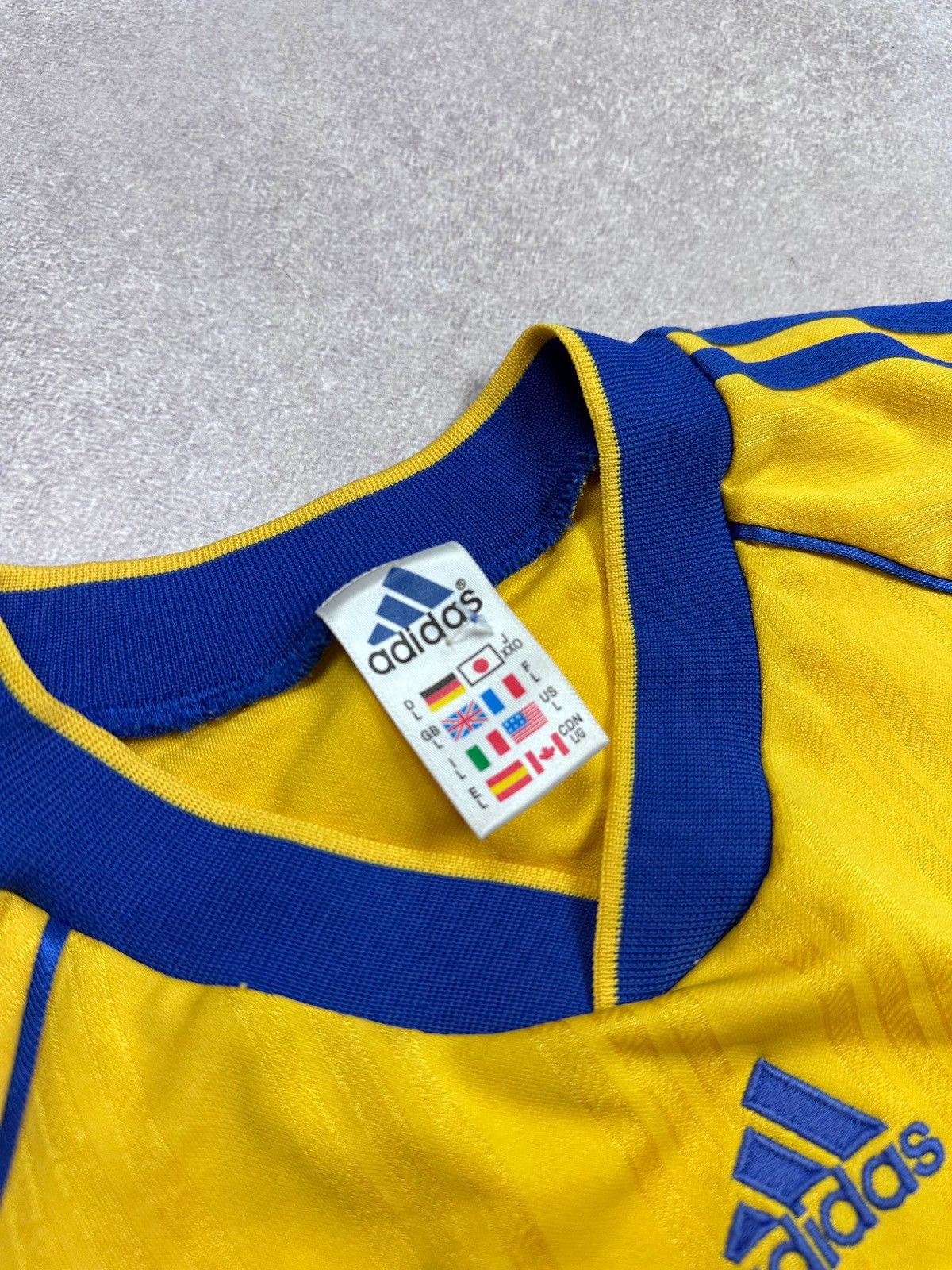 Adidas Vintage Adidas Olympic Balency Sweatshirt Y2K L Size US L / EU 52-54 / 3 - 4 Thumbnail