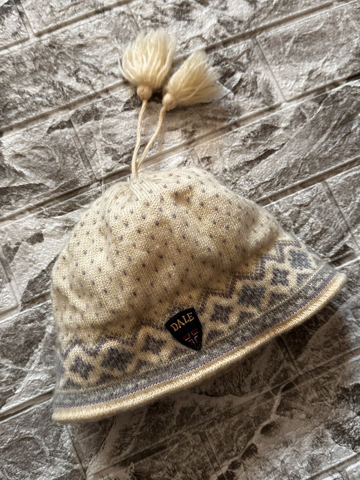 Dale Of Norway Vintage Dale of Norway Wool Knit Hat with Tassels Winter Ski Size ONE SIZE - 3 Thumbnail
