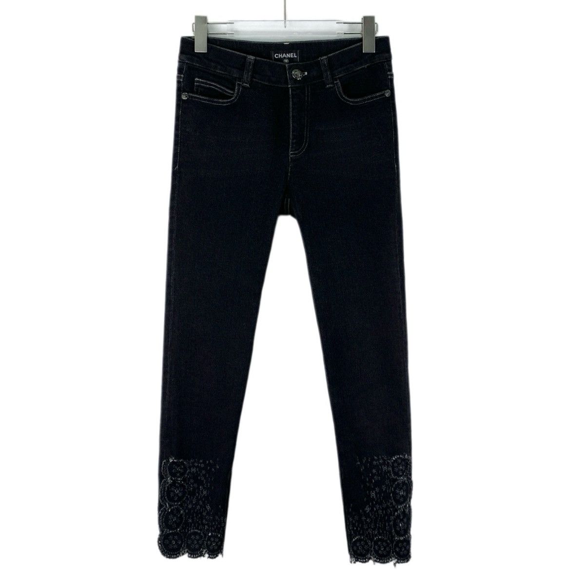 Chanel Chanel Black Camellia Lace Hem Cotton Denim Pants K26WX Size 25" / US 0 / IT 36 - 1 Thumbnail