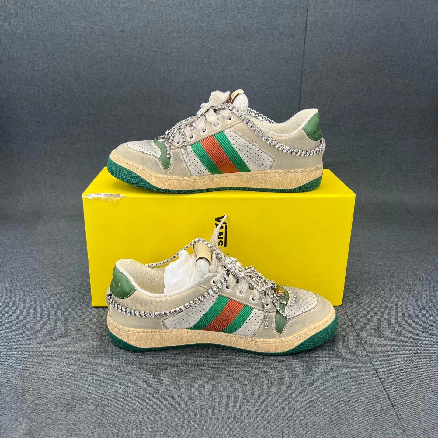 Gucci Gucci Distressed Rhinestone Logo Sneakers 36.5 Size US 6.5 / IT 36.5 - 3 Thumbnail