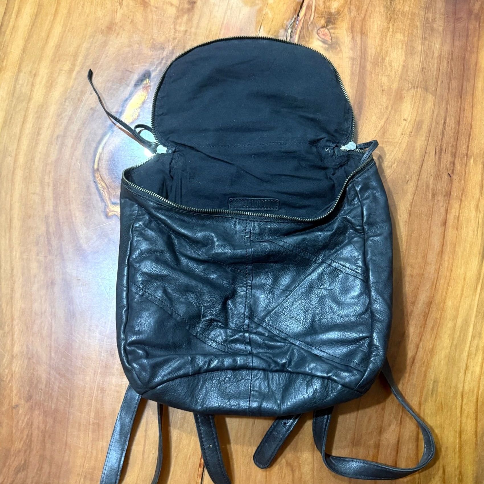 Hobo International Leather Backpack Bag CR-  main image 3
