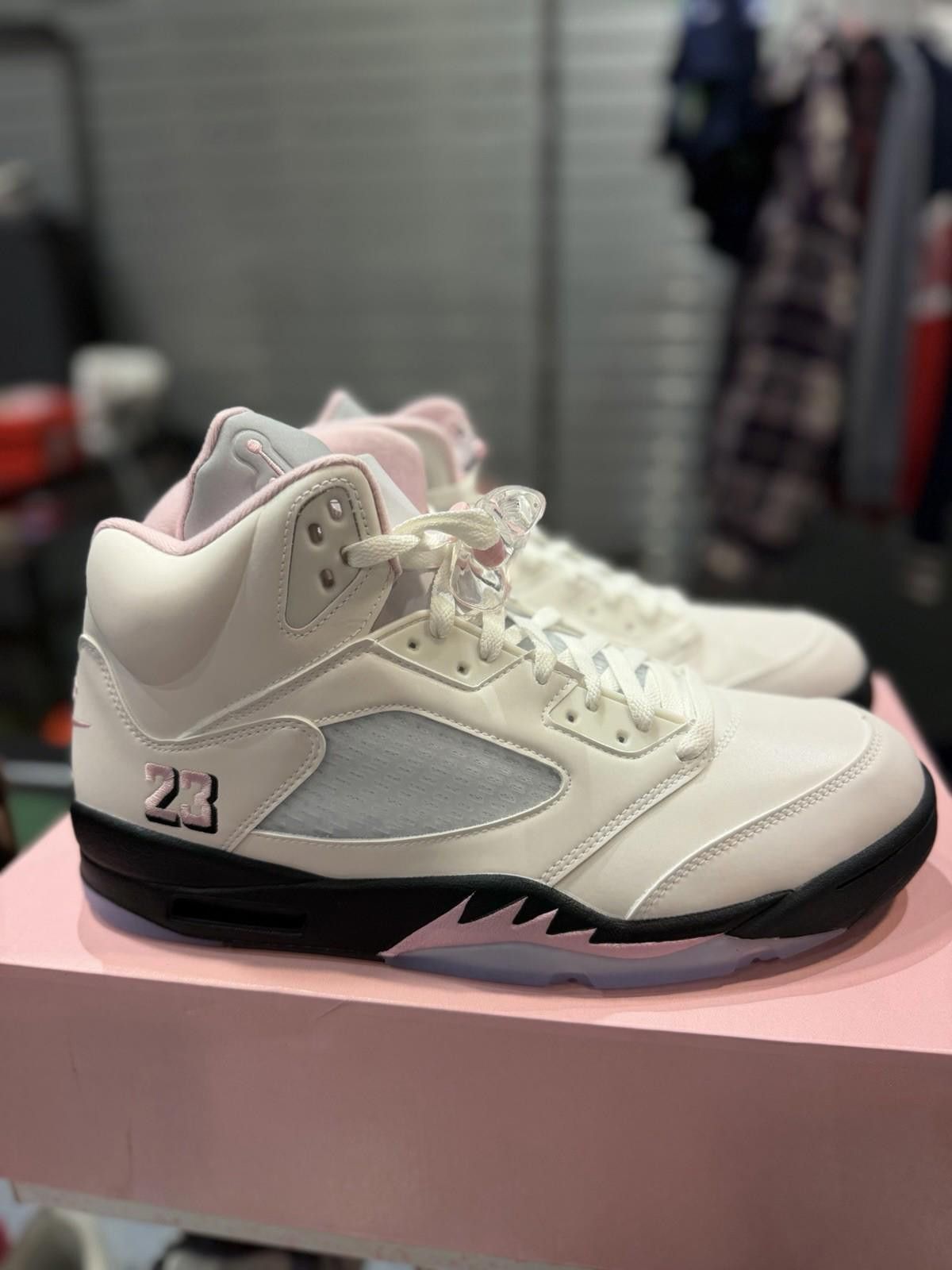 Jordan Brand Air Jordan 5 Retro ‘Medium Soft Pink’ HQ7978-102 Men’s 13 Size US 13 / EU 46 - 1 Thumbnail