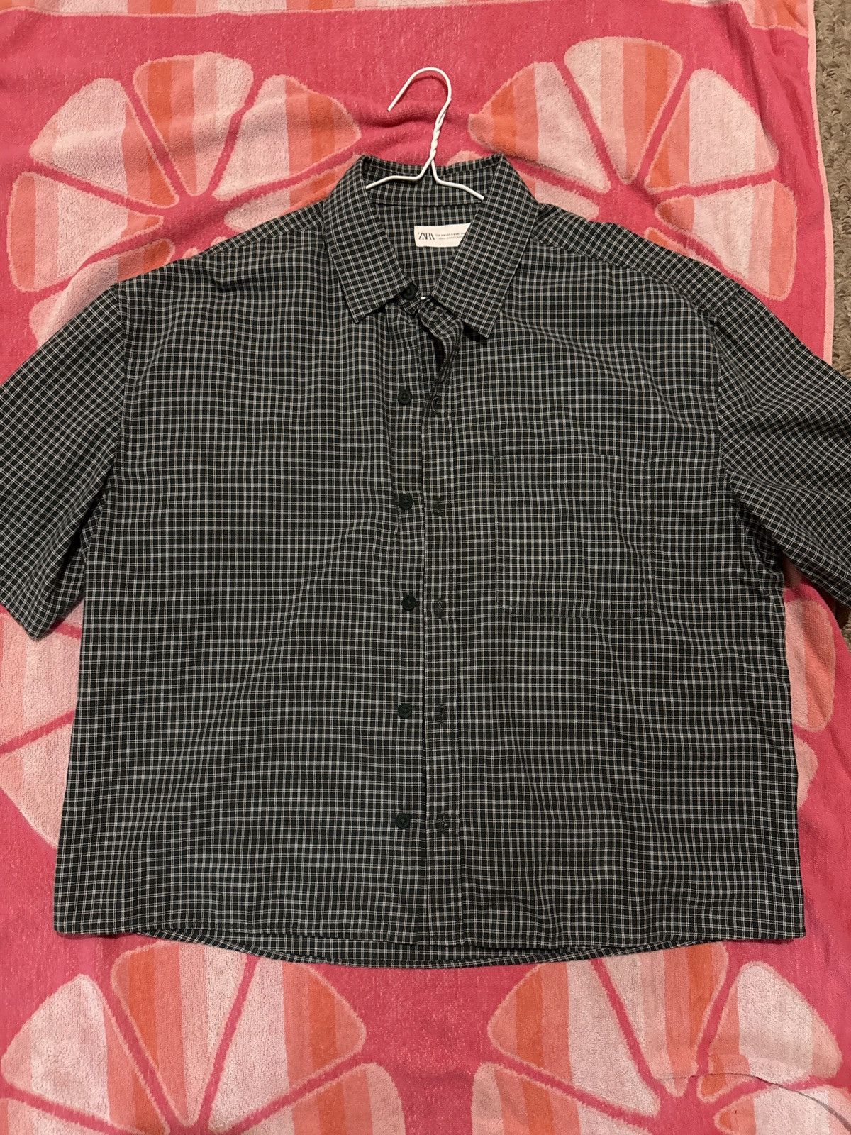 Zara Green plaid button up Size US M / EU 48-50 / 2 - 1 Thumbnail