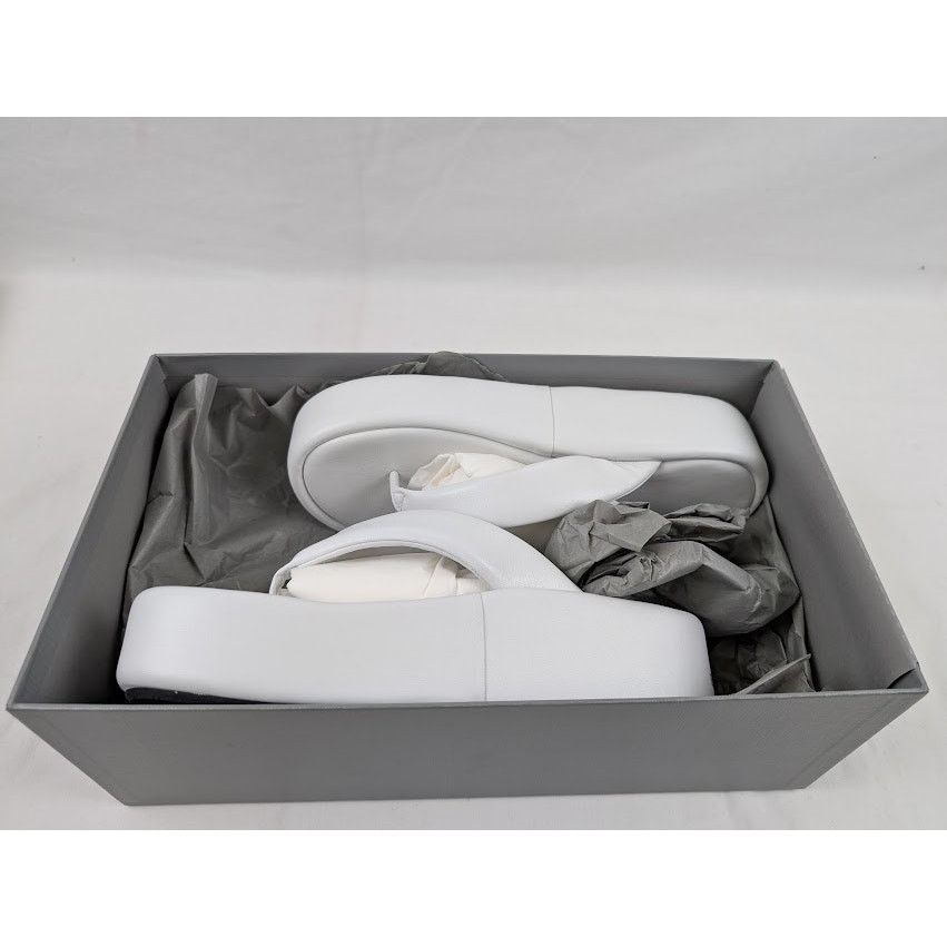 Balenciaga o1rshd1 Smooth Nappa/ Logo Slides in White/Black Size US 10 / IT 40 - 12 Thumbnail