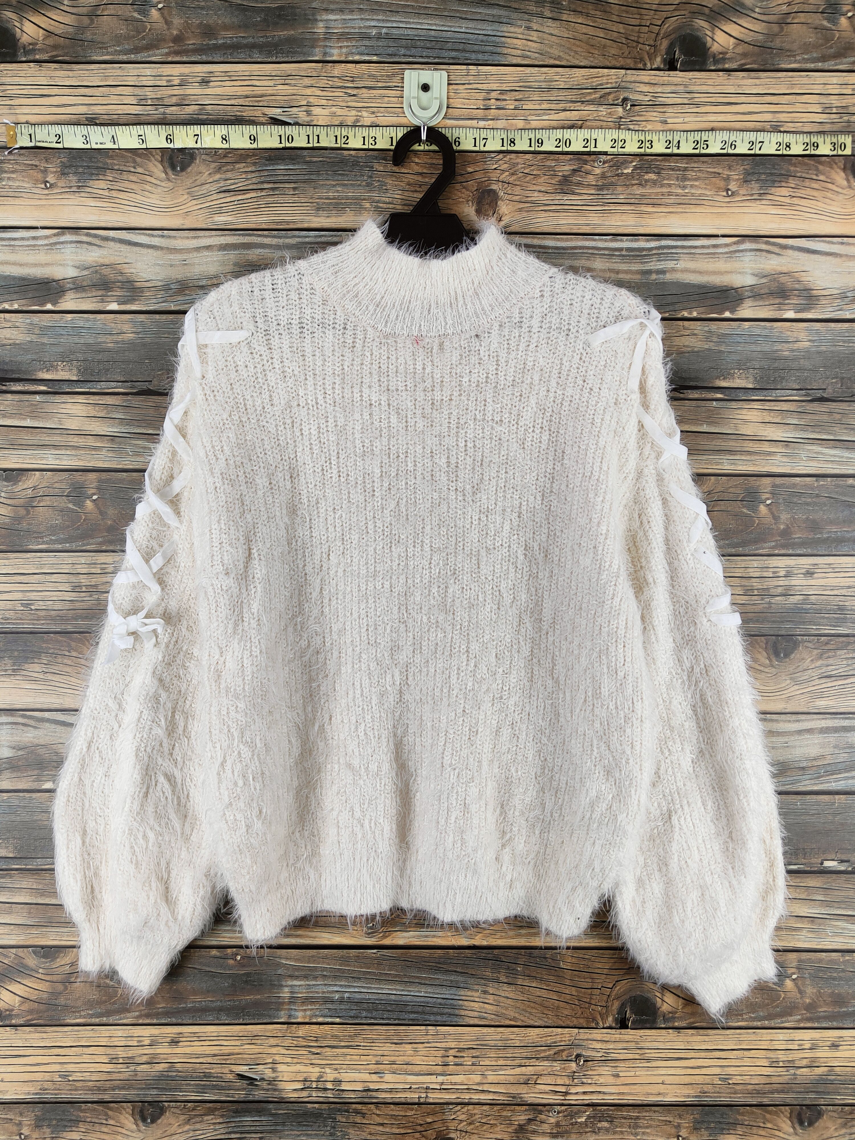 Japanese Brand DL Ingni Cream Fur Mohair Knitwear #46-548 Size M / US 6-8 / IT 42-44 - 1 Thumbnail