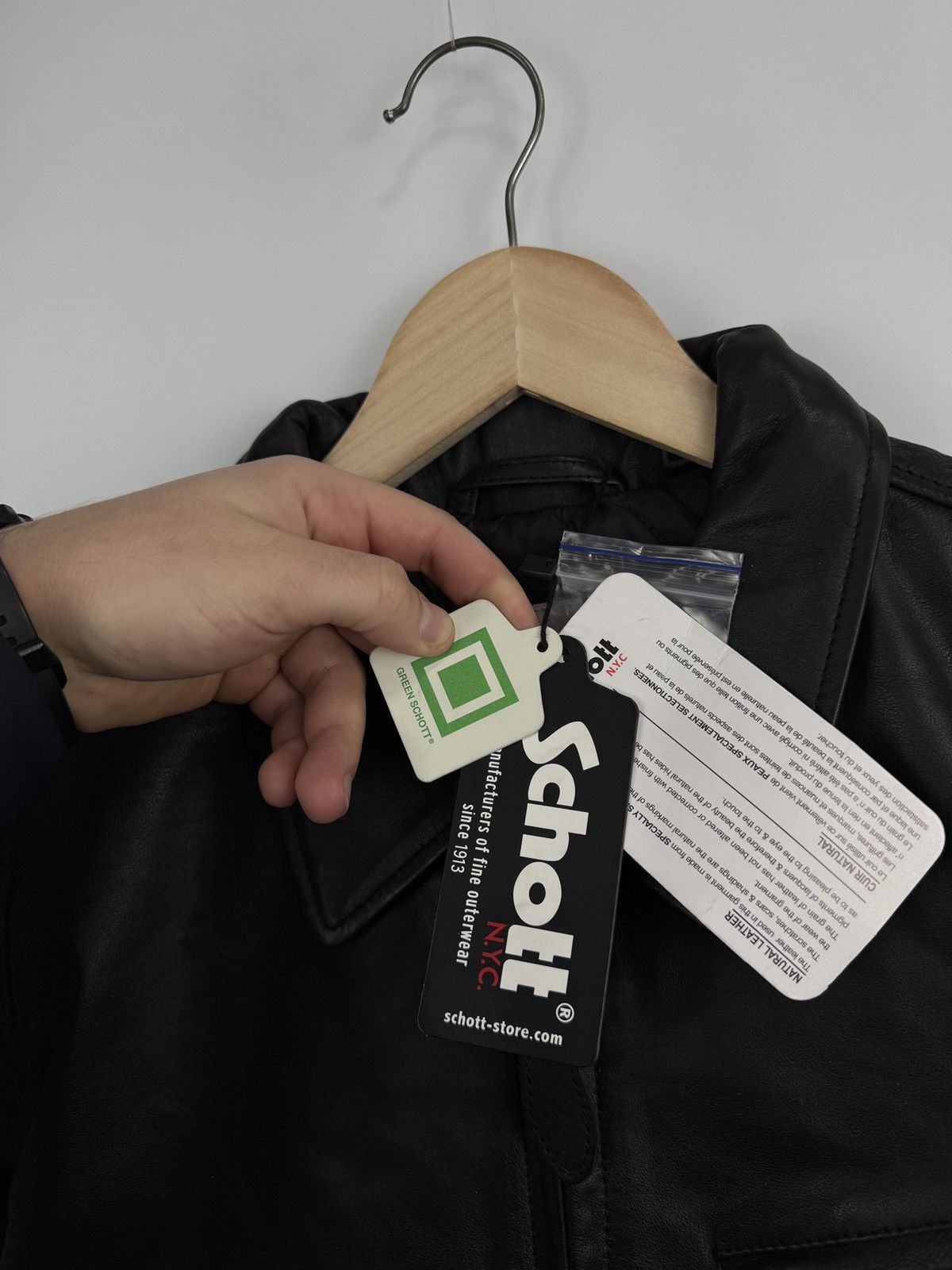 Schott 🇺🇸 NEW❗️Schott NYC Leather Jacket Motorcycle Rare Retro Y2K Size US M / EU 48-50 / 2 - 9 Thumbnail