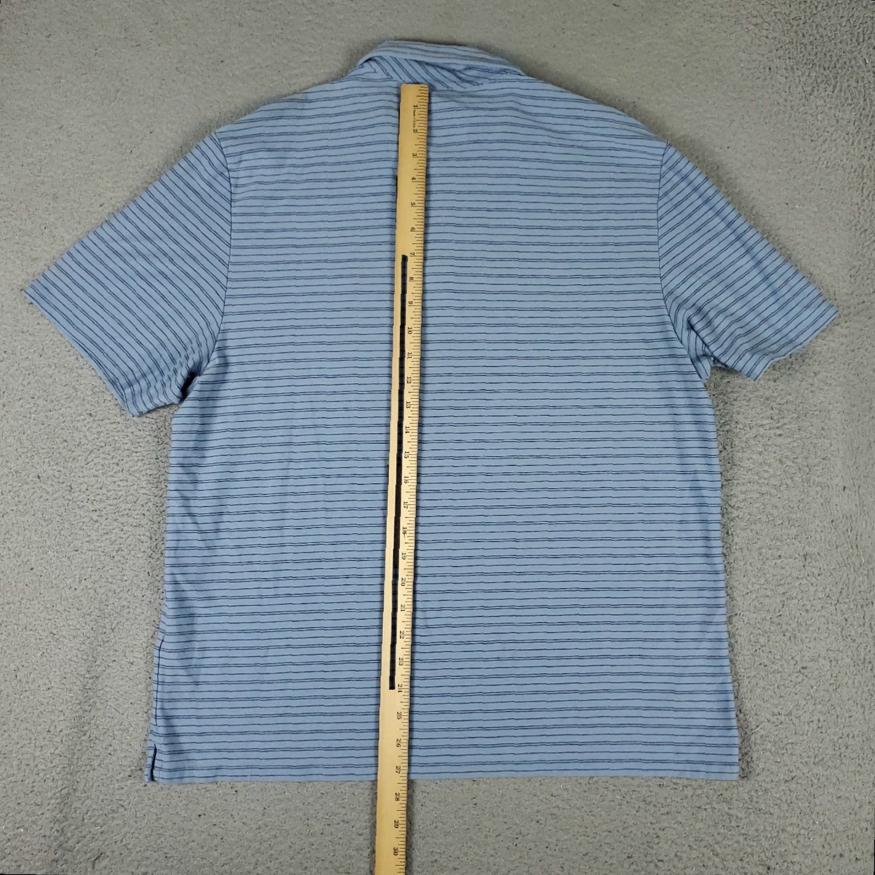 Vineyard Vines VINTAGE Polo Shirt Mens Large Blue Striped Vineyard Vines Whale Casual Short Sleeve Men’s L Blue Polo Size US L / EU 52-54 / 3 - 3 Thumbnail