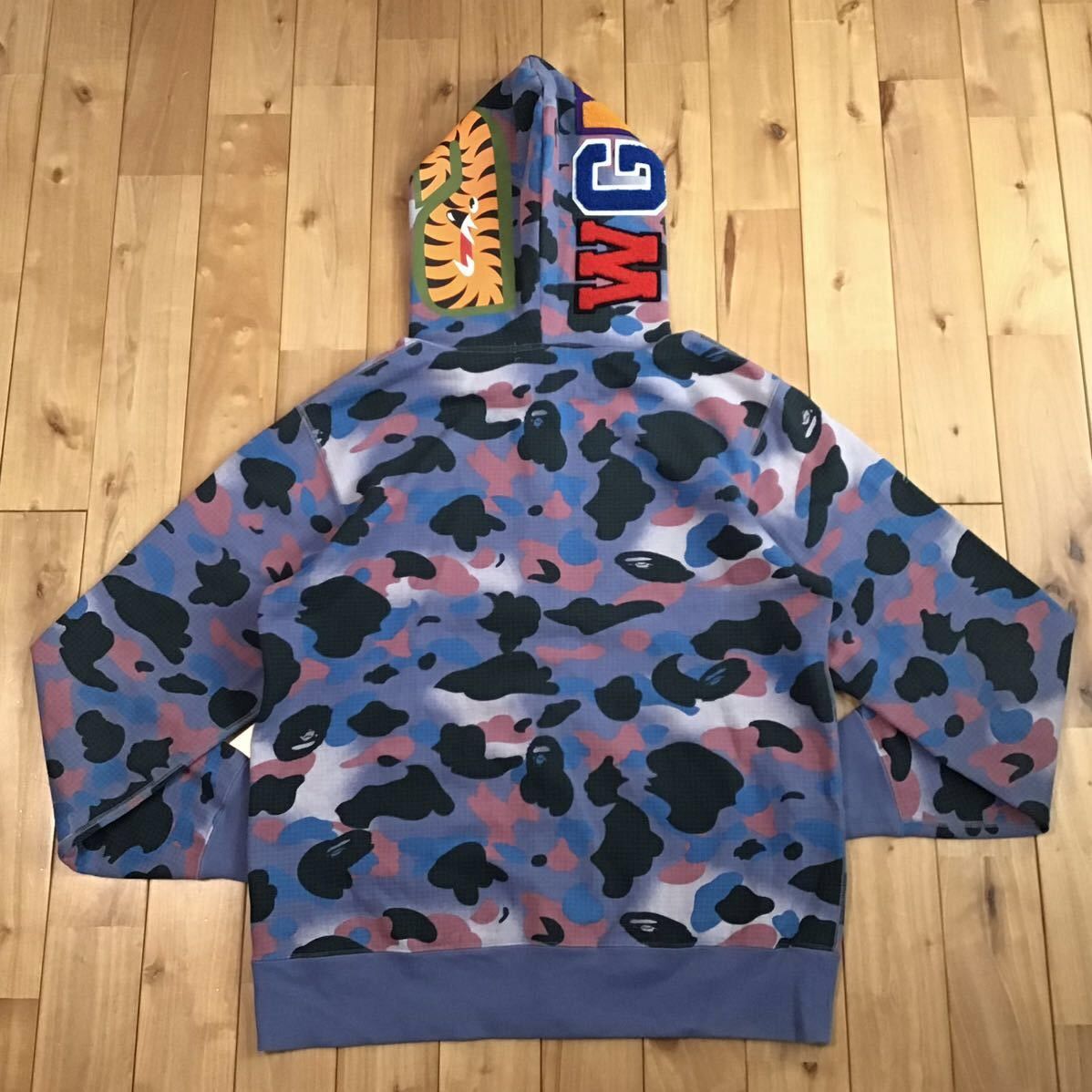 Bape 💫Glow in the dark💫 BAPE Grid camo shark full zip hoodie APE Size US L / EU 52-54 / 3 - 3 Thumbnail