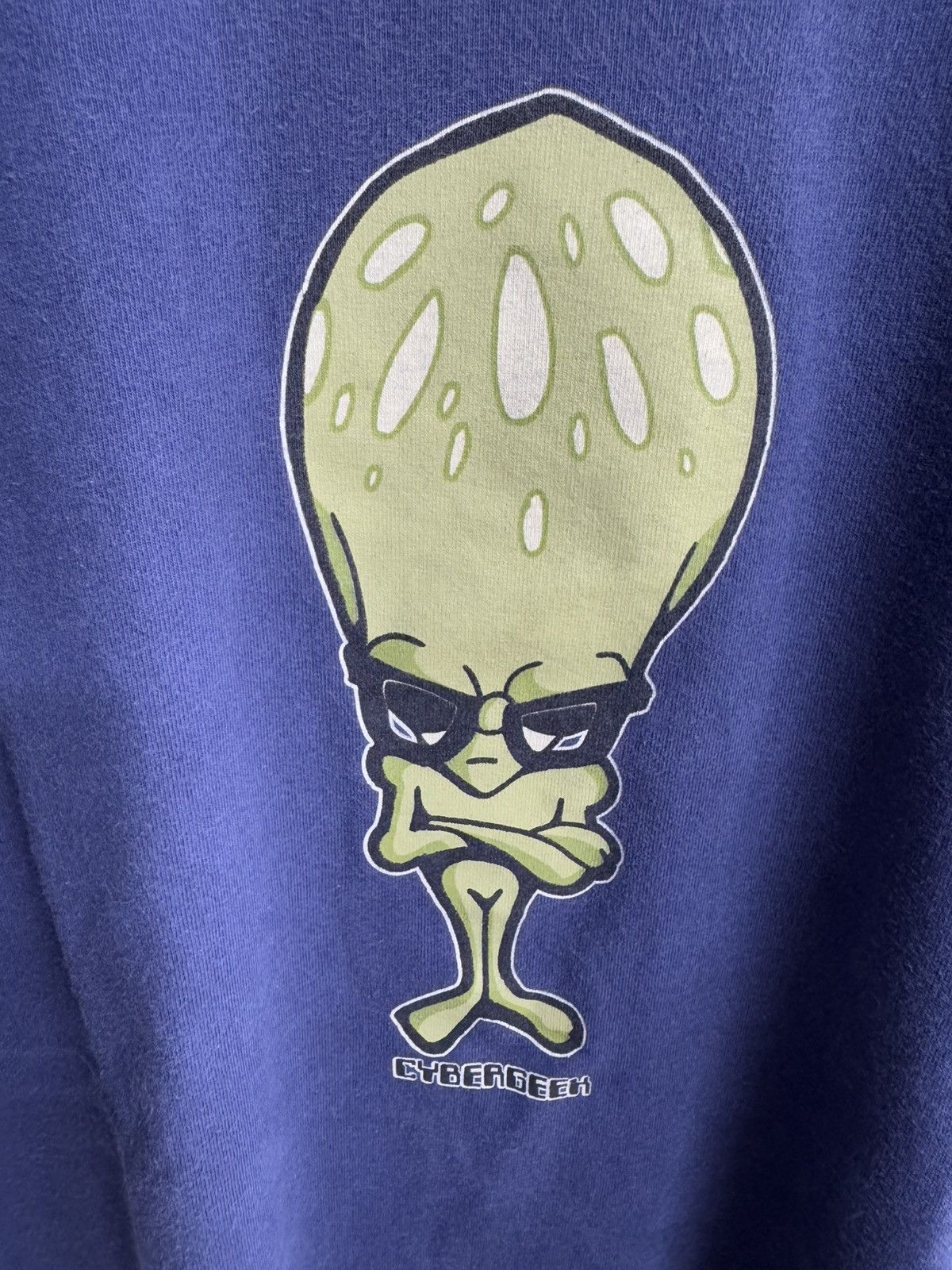 Vintage VINTAGE CYBERGEEK ALIEN ART LOGO SHIRT Size US L / EU 52-54 / 3 - 3 Thumbnail
