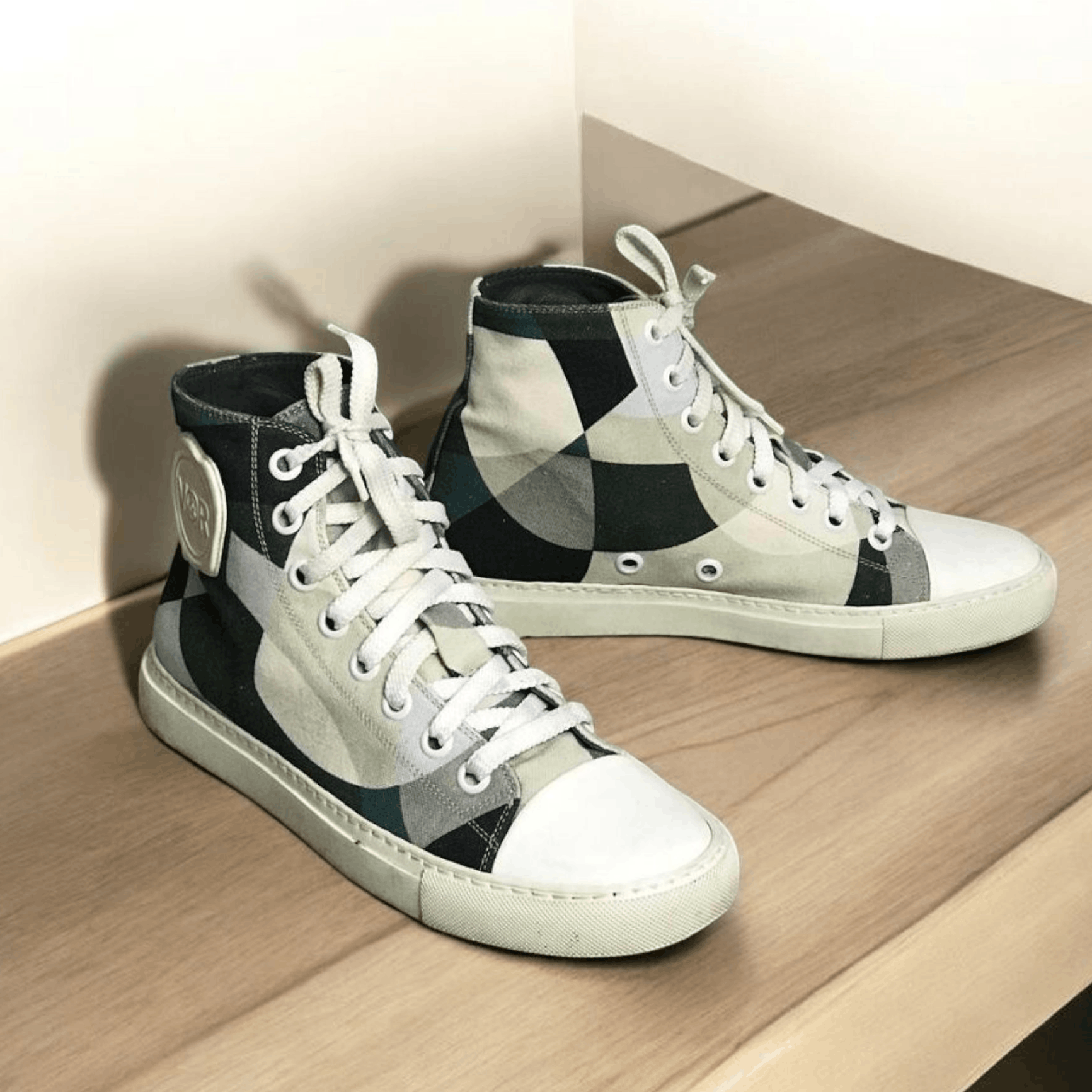 Viktor & Rolf Viktor&Rolf Camo White Suede Sneakers Size US 6 / EU 39 - 1 Thumbnail