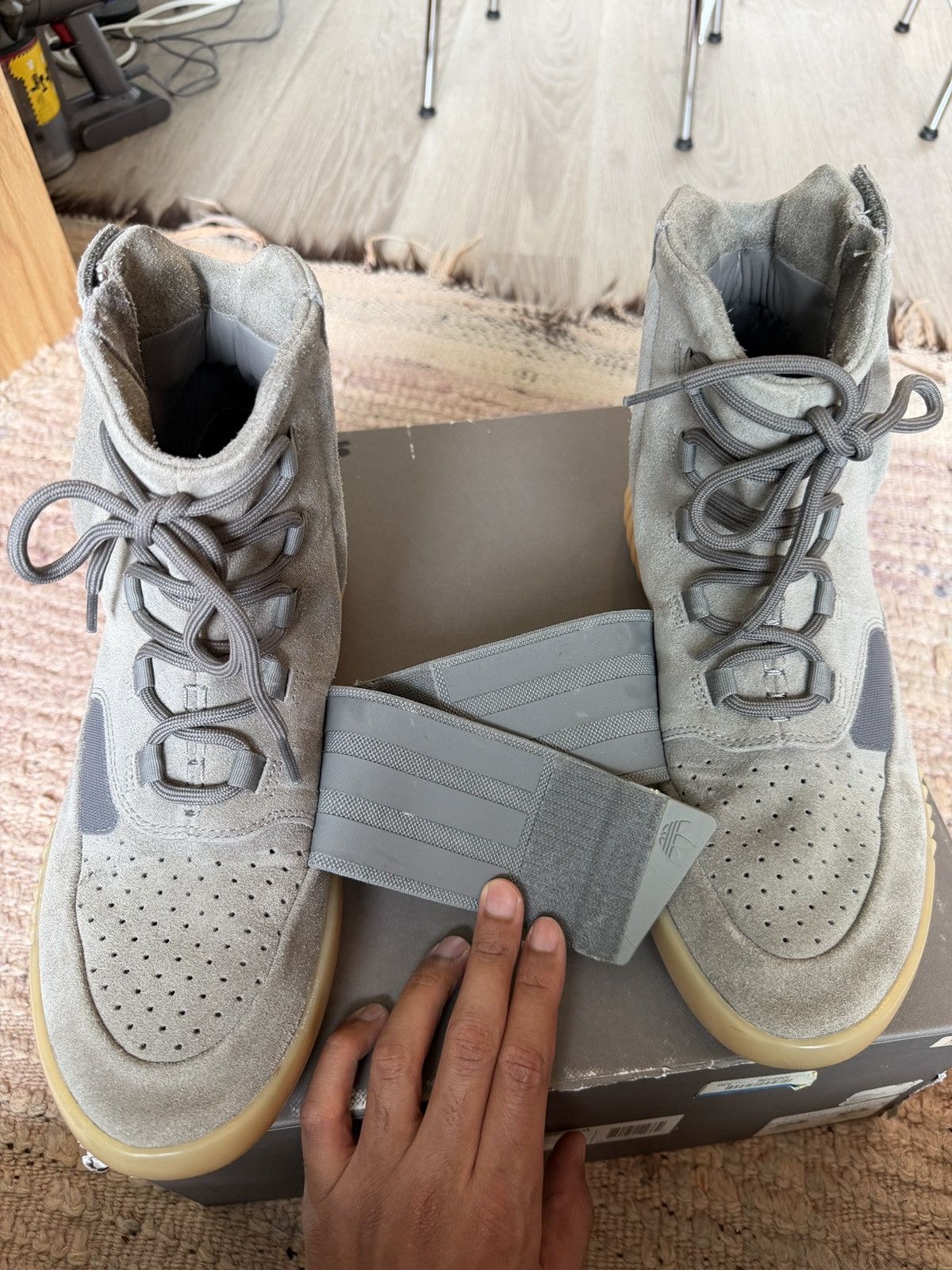 Yeezy Yeezy Boost 750 grey gum Size US 9.5 / EU 42-43 - 12 Thumbnail