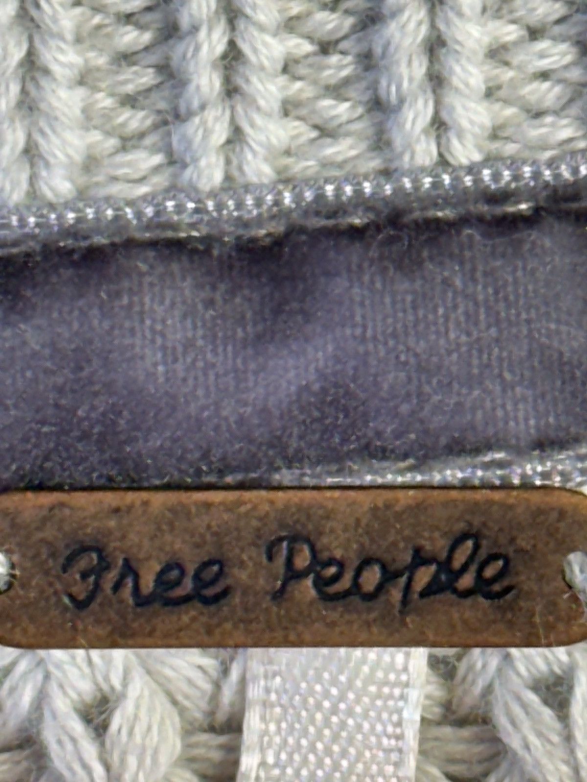 Free People Free People Damsel Bell Sleeve V-Neck Sweater Size S / US 4 / IT 40 - 7 Thumbnail