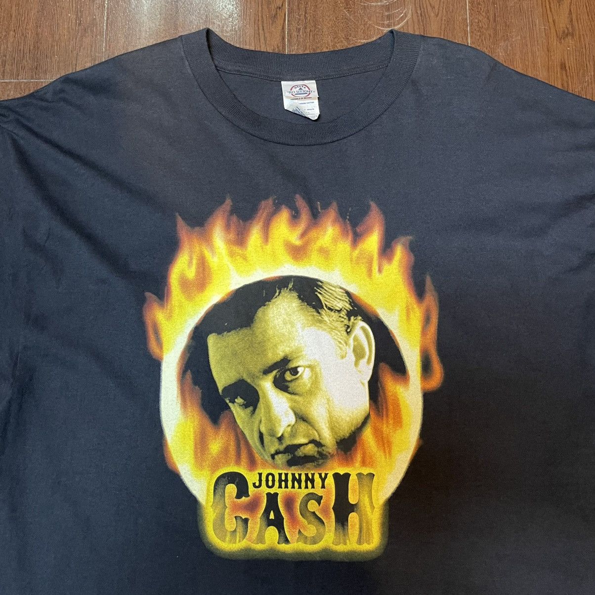 Vintage Vintage 2004 Johnny Cash Ring of Fire T-Shirt XL Size US XL / EU 56 / 4 - 2 Thumbnail