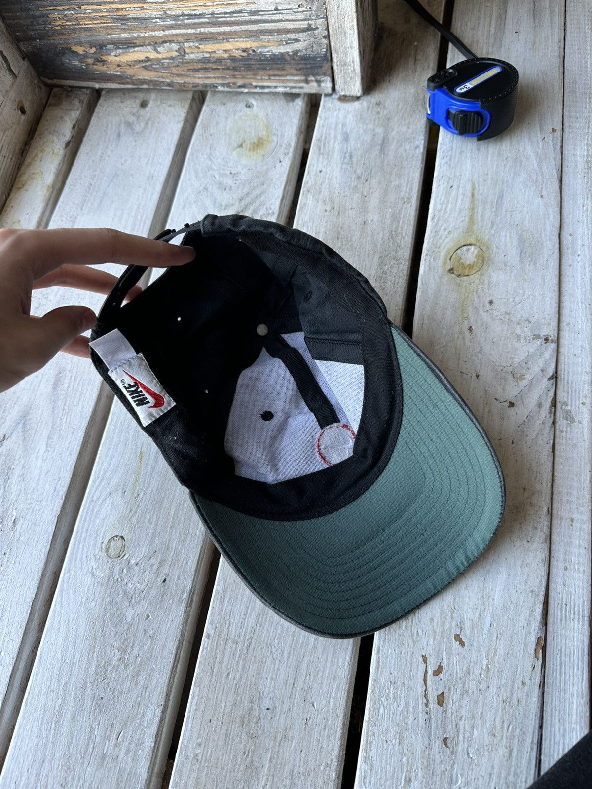 Nike 90s 🚨NIKE SWOOSH RARE Black SnapBack baseball cap hat Size ONE SIZE - 3 Thumbnail