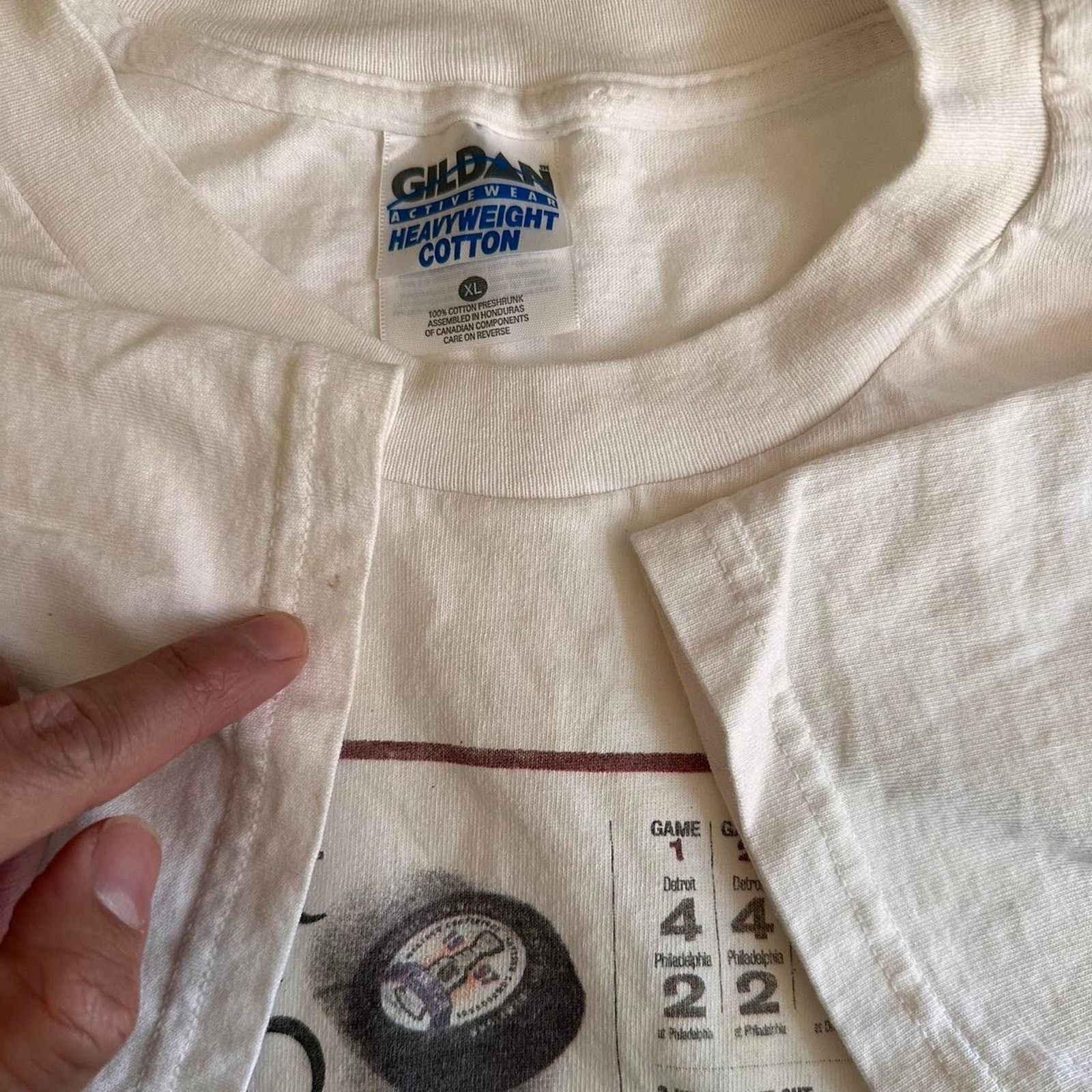 Gildan × NHL × Vintage Vintage 1997 Detroit Red Wings Shirt Size US XL / EU 56 / 4 - 7 Thumbnail