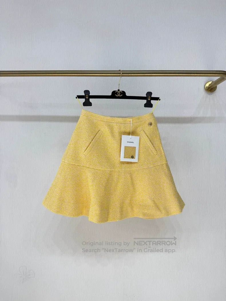 Chanel Chanel 21P chick yellow twill tweed skirt Size 42" / US 20 - 1 Thumbnail