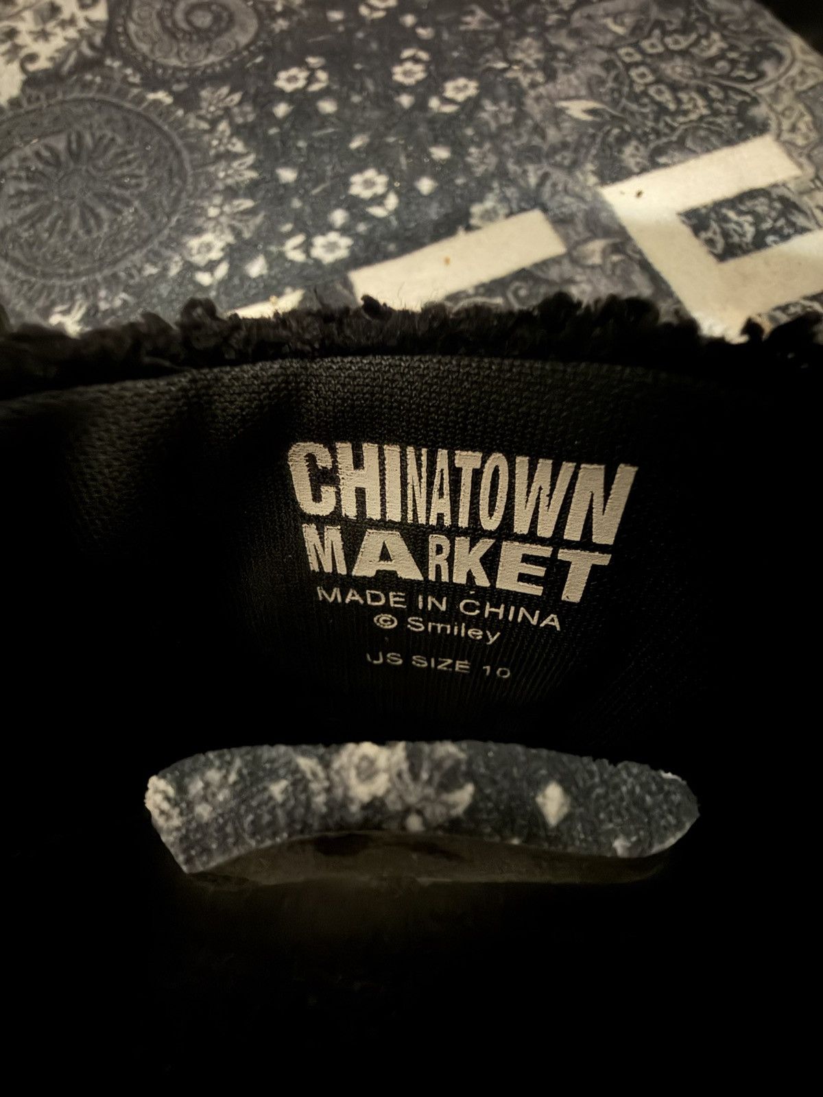 Market CHINATOWN MARKET SLIDES Size US 10 / EU 43 - 3 Thumbnail