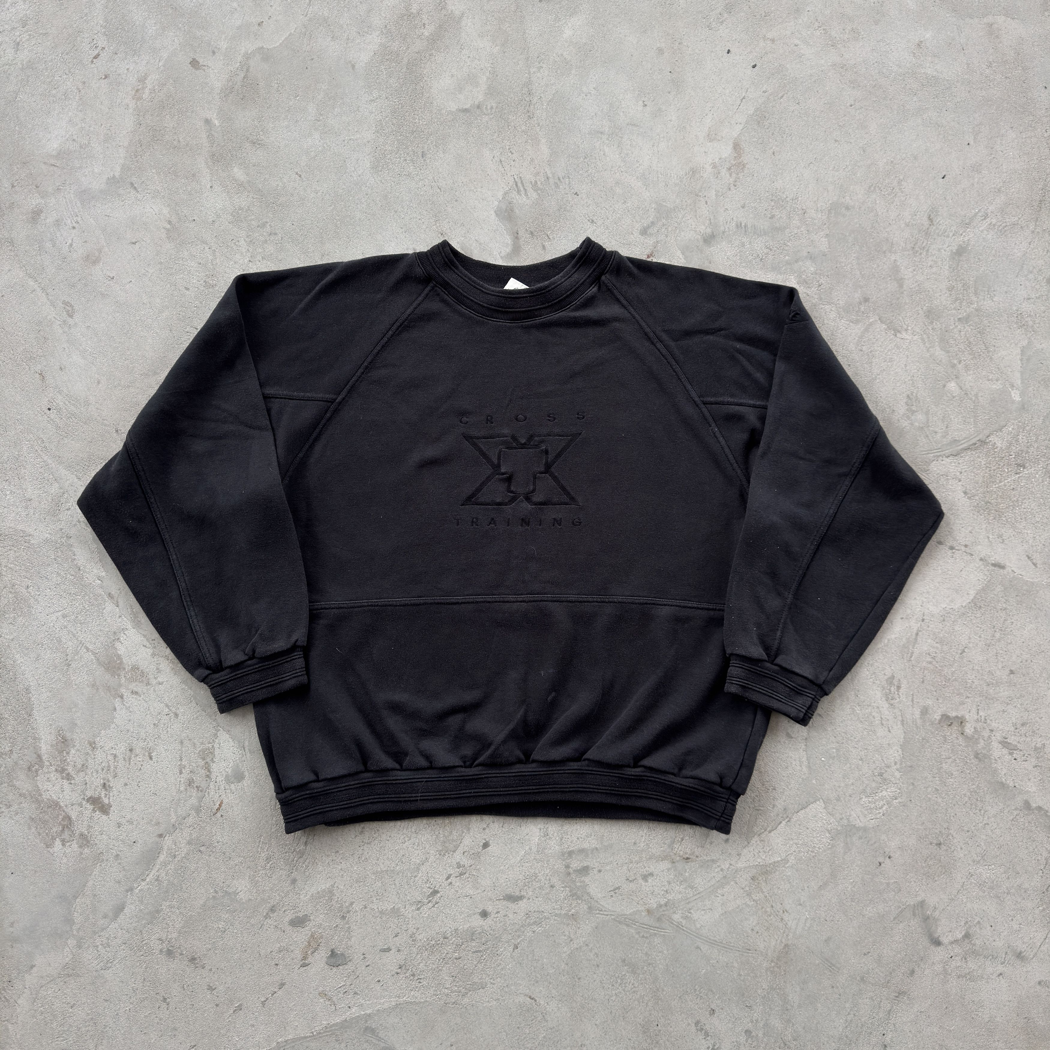 Nike Vintage Nike Cross Training Crewneck Sweatshirt Size US XL / EU 56 / 4 - 1 Thumbnail