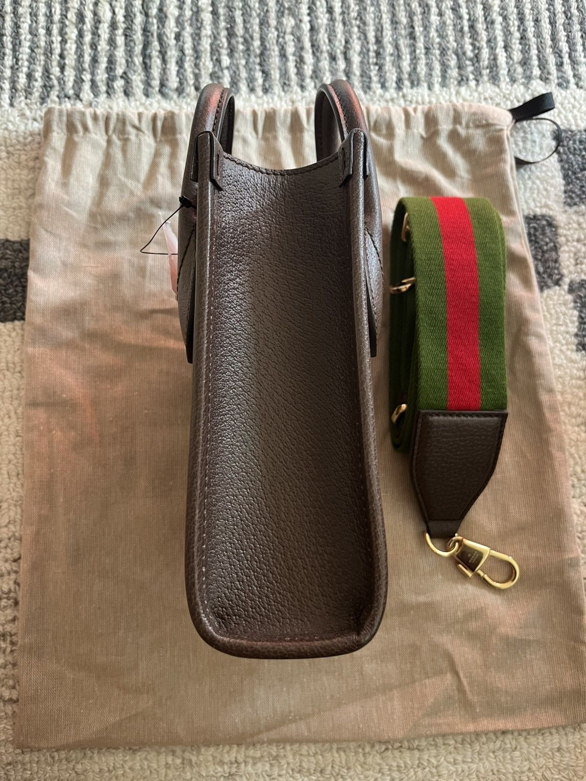 Gucci NWT Jumbo GG Tote Bag with Strap Size ONE SIZE - 4 Thumbnail