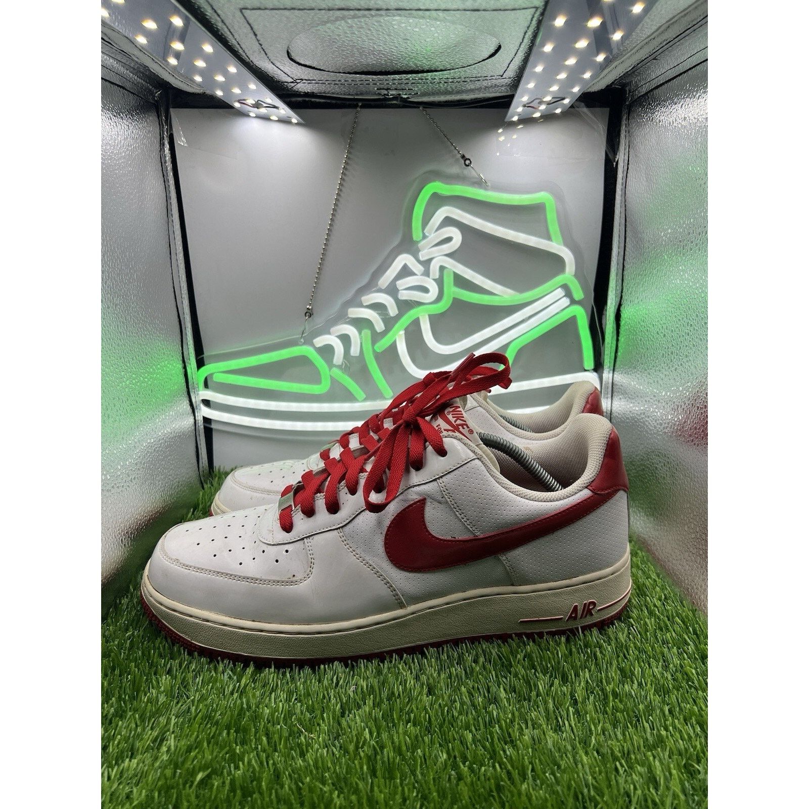 2010 Nike Air Force 1 Low White / Sport Red Mens Size 12