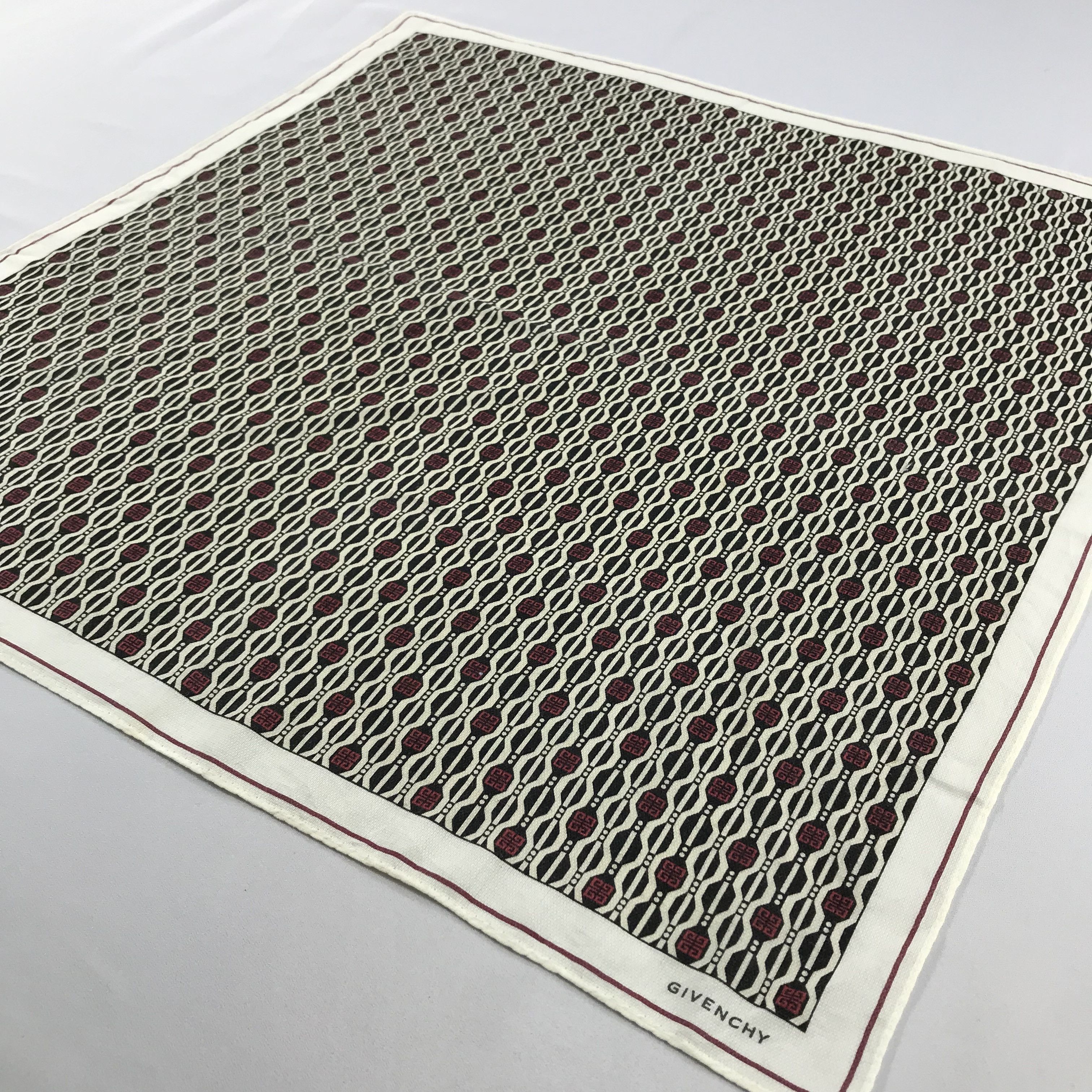 Vintage Vintage Givenchy Bandana / Handkerchief / Neckerchief -S2212 Size ONE SIZE - 2 Thumbnail