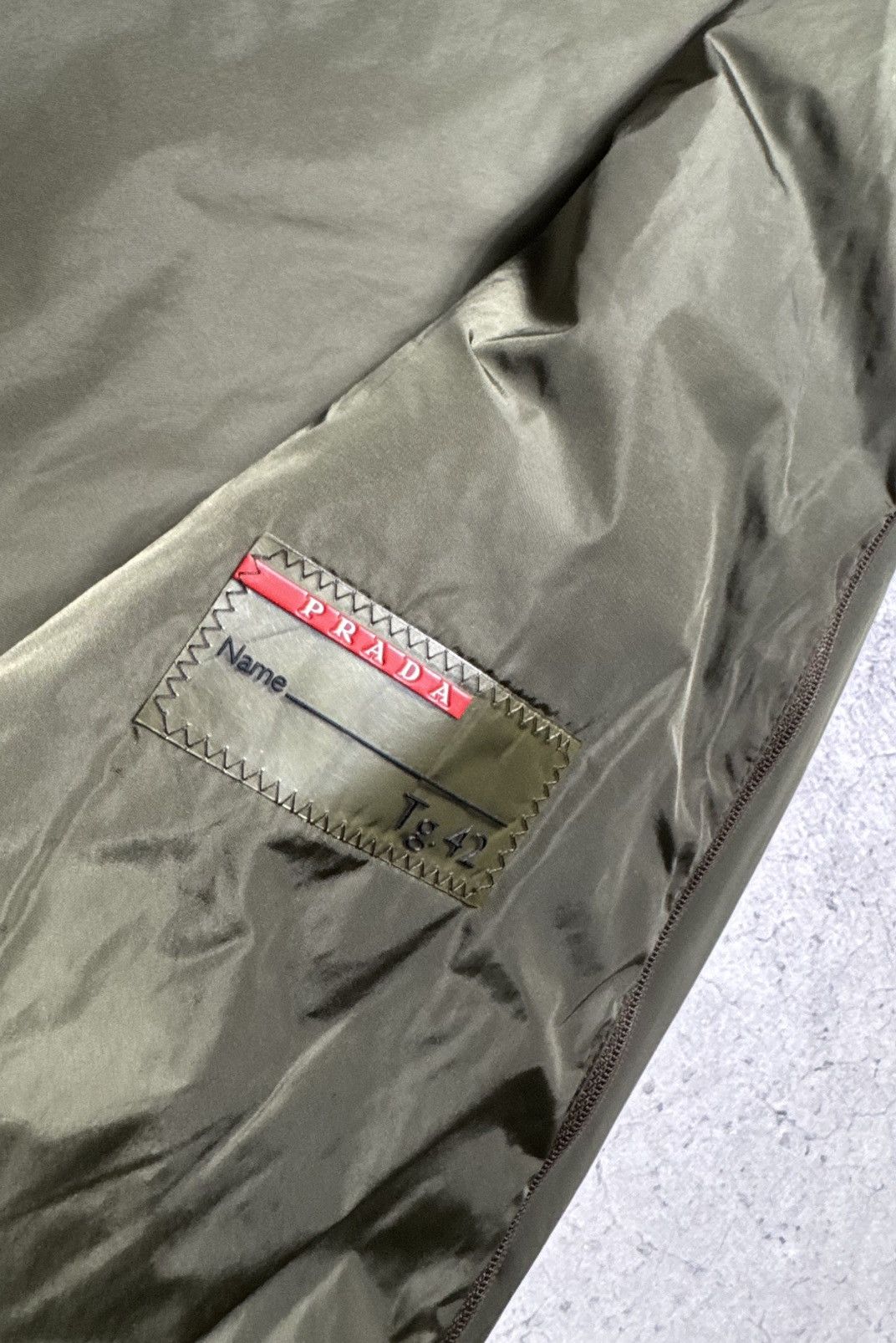 Prada Prada Milano Red Tab Bomber Puffer Jacket Size US S / EU 44-46 / 1 - 10 Thumbnail