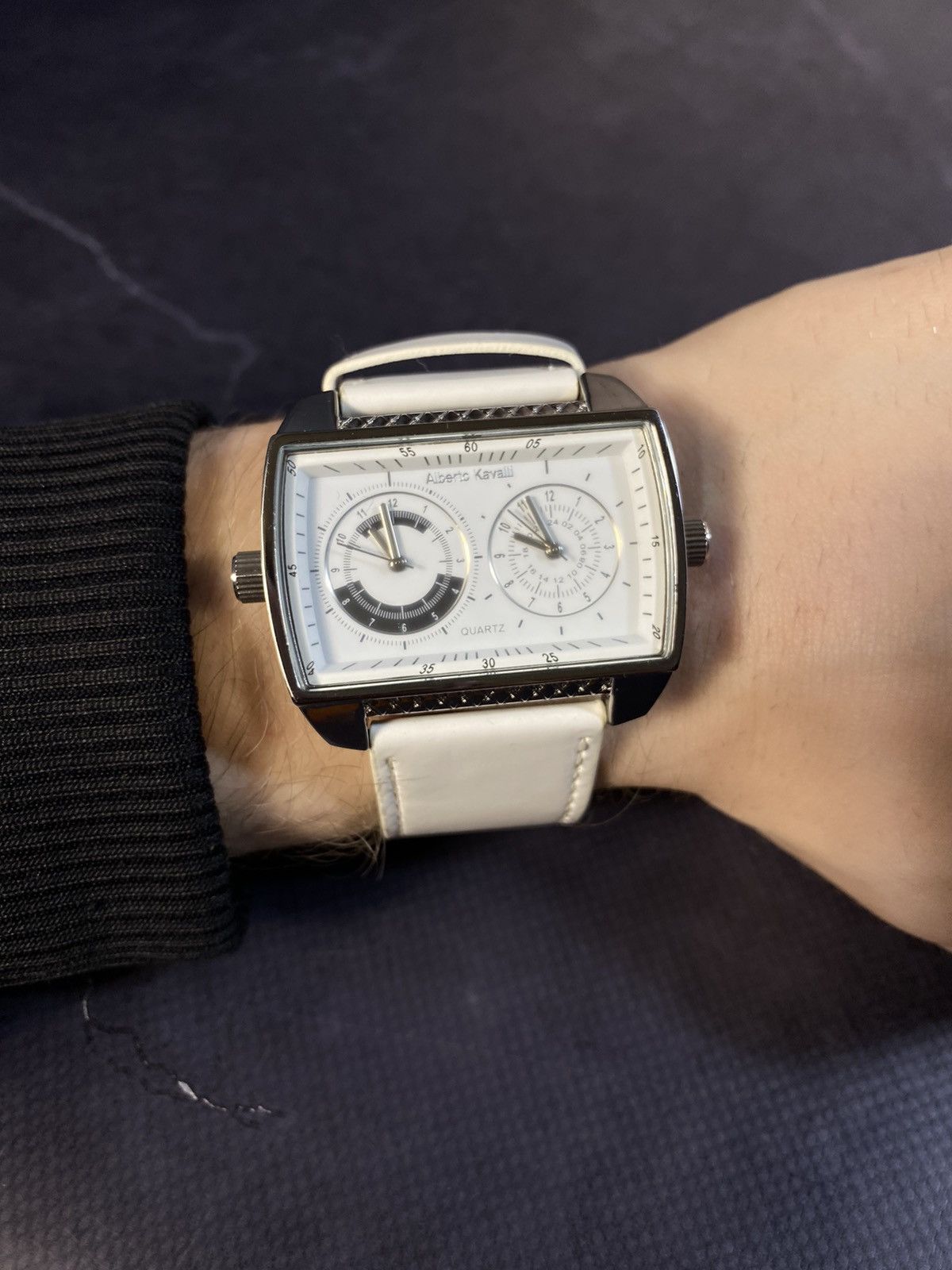 Japanese Brand × Vintage Alberto Kavalli Dual Dial White Strap Watch Japanese Brand Size ONE SIZE - 3 Thumbnail