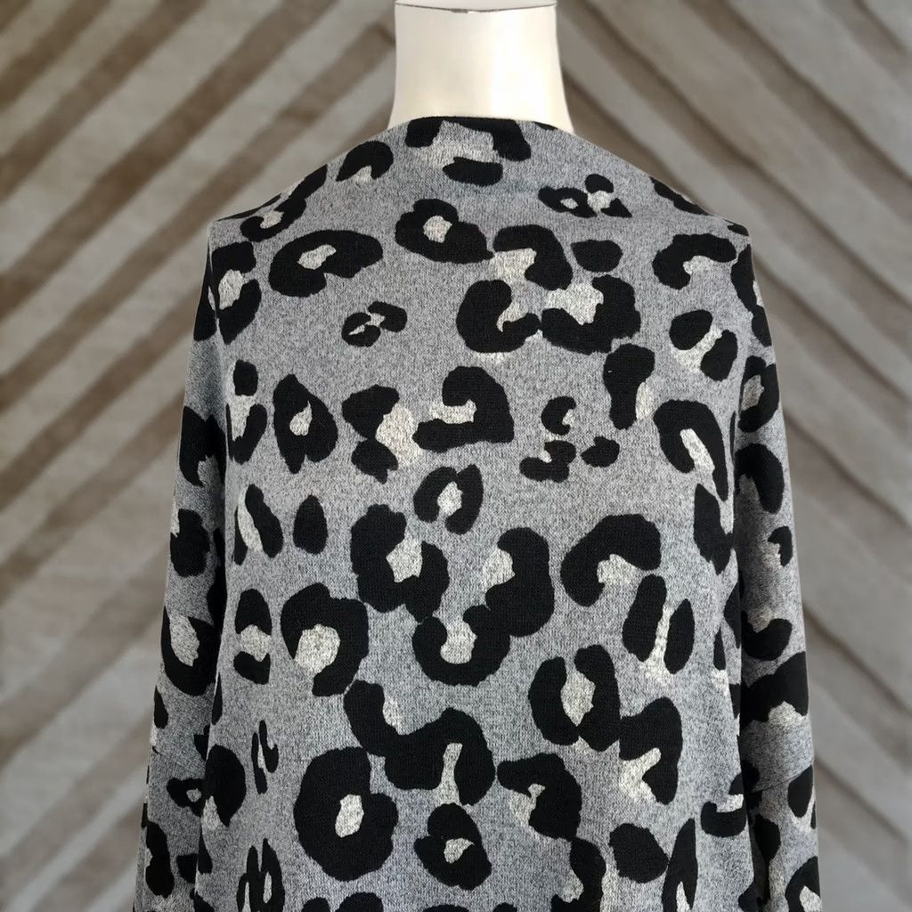 Vintage White Birch Women's Cowl Neck Top 3X Leopard Print Long Sleeve Gray Casual T-Shirt Made in USA Size XXL / US 16-18 / IT 52-54 - 1 Thumbnail