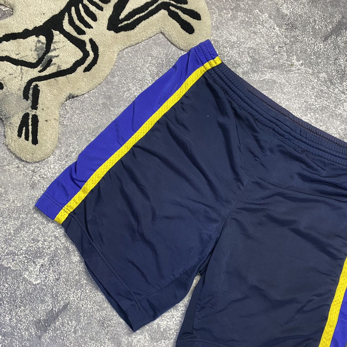 Nike Vintage Nike Big Logo 90’s rare archival shorts Size US 34 / EU 50 - 3 Thumbnail