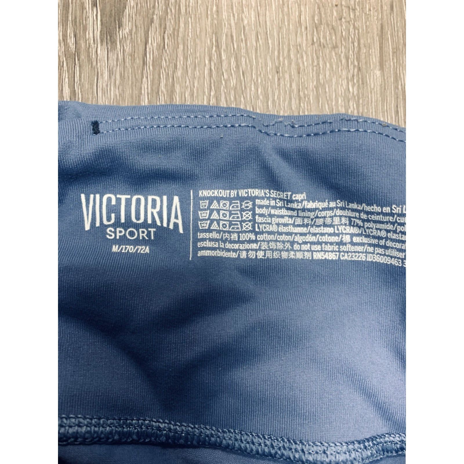 Victoria's Secret Victoria's Secret Victoria Sport Capri Leggings Womens M Violet Capri Leggings Athletic Activewear Pockets Elastic Waist Stretch Solid Violet Size 32" / US 10 / IT 46 - 3 Thumbnail