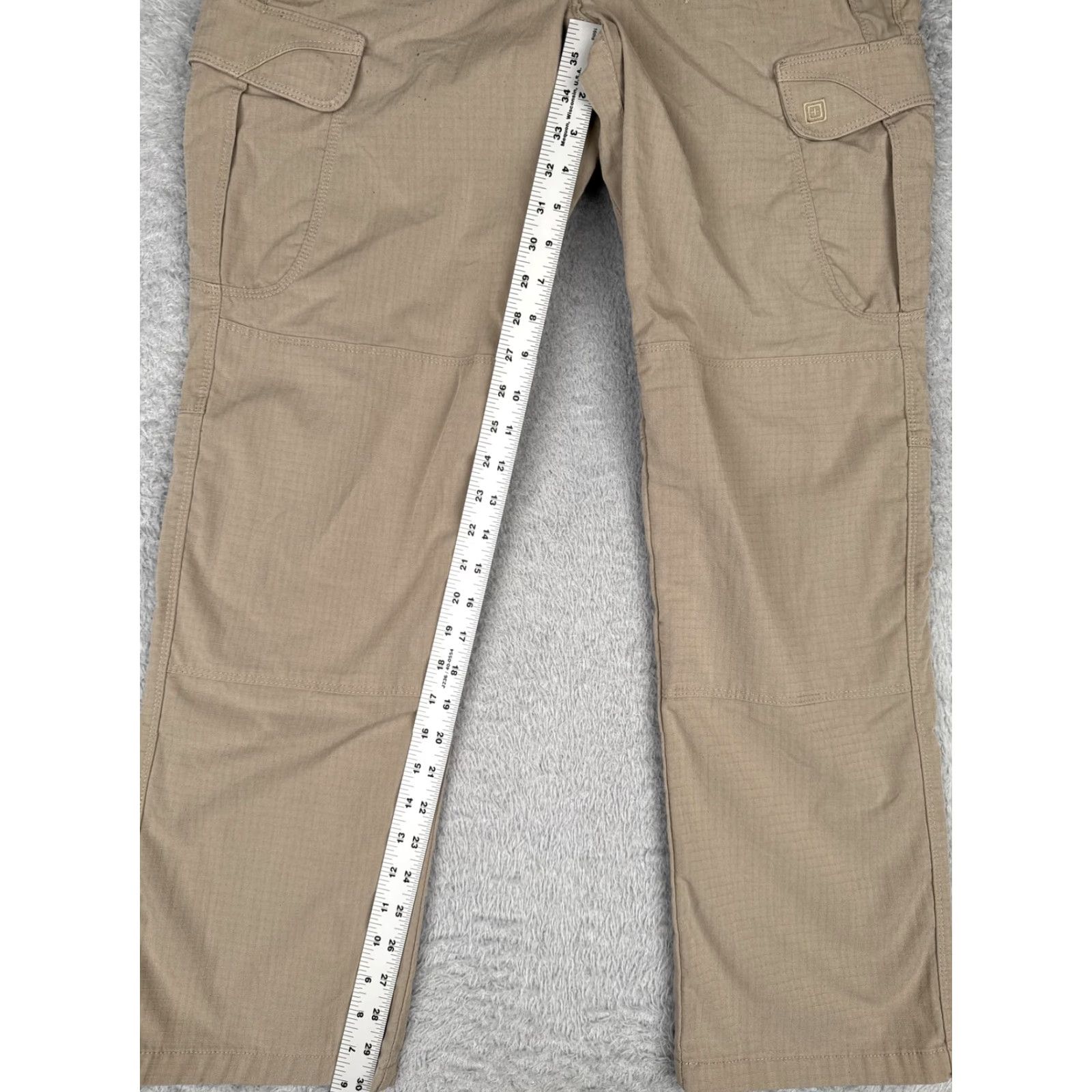Vintage 5.11 Tactical Pants Women 14 Khaki Cargo Ripstop Work Utility Outdoor Hike 34x31 Pants Womens Mens Girls Size 36" / US 14 / IT 50 - 7 Thumbnail
