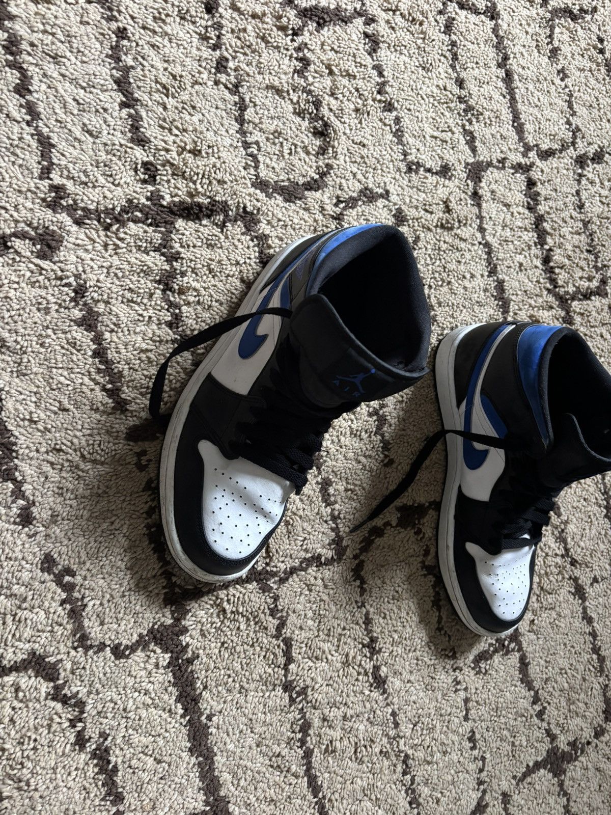 Nike Nike Air Jordan 1 Retro Royal Blue White Black Size 9.5 Size US 9.5 / EU 42-43 - 7 Thumbnail