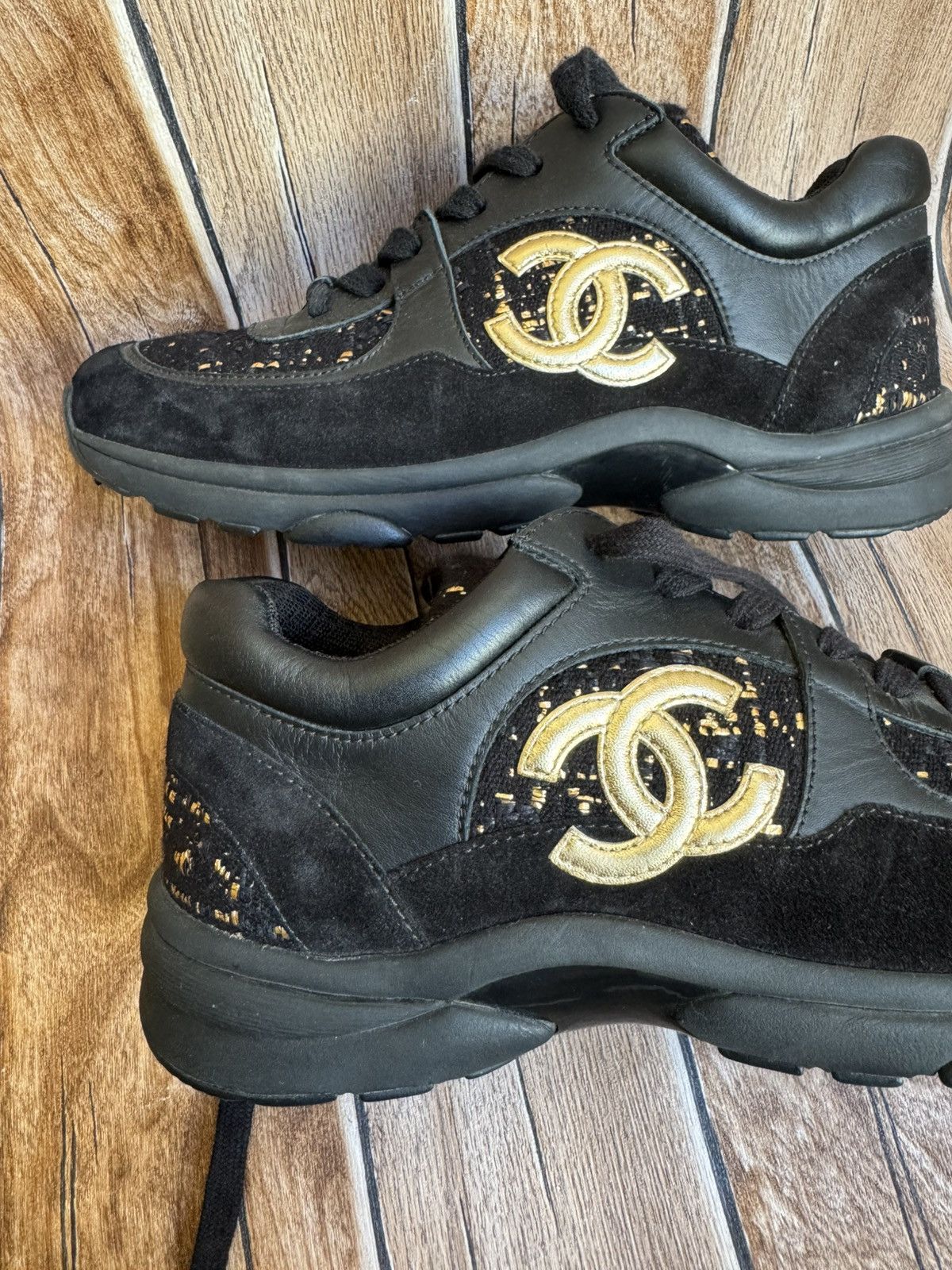 Chanel Suede Cc logo tweed trainers Size US 6 / EU 39 - 10 Thumbnail