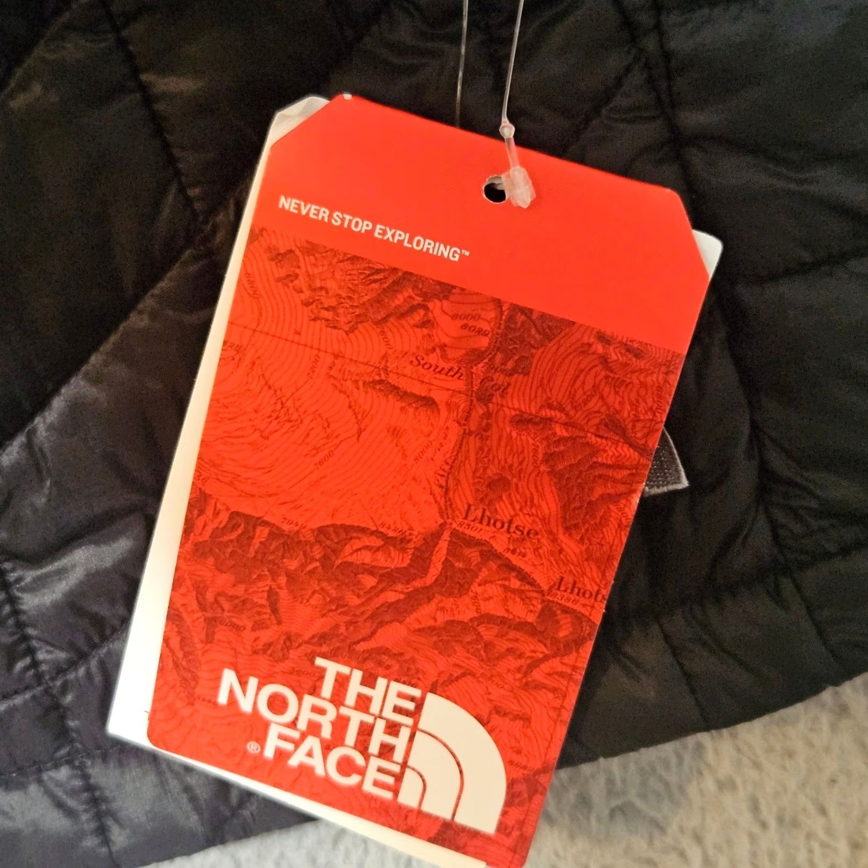The North Face VINTAGE The North Face NF0A3LHD ThermoBall Trekker Vest Black 2XL NWT LOGO Mens Vest Size US XXL / EU 58 / 5 - 7 Thumbnail