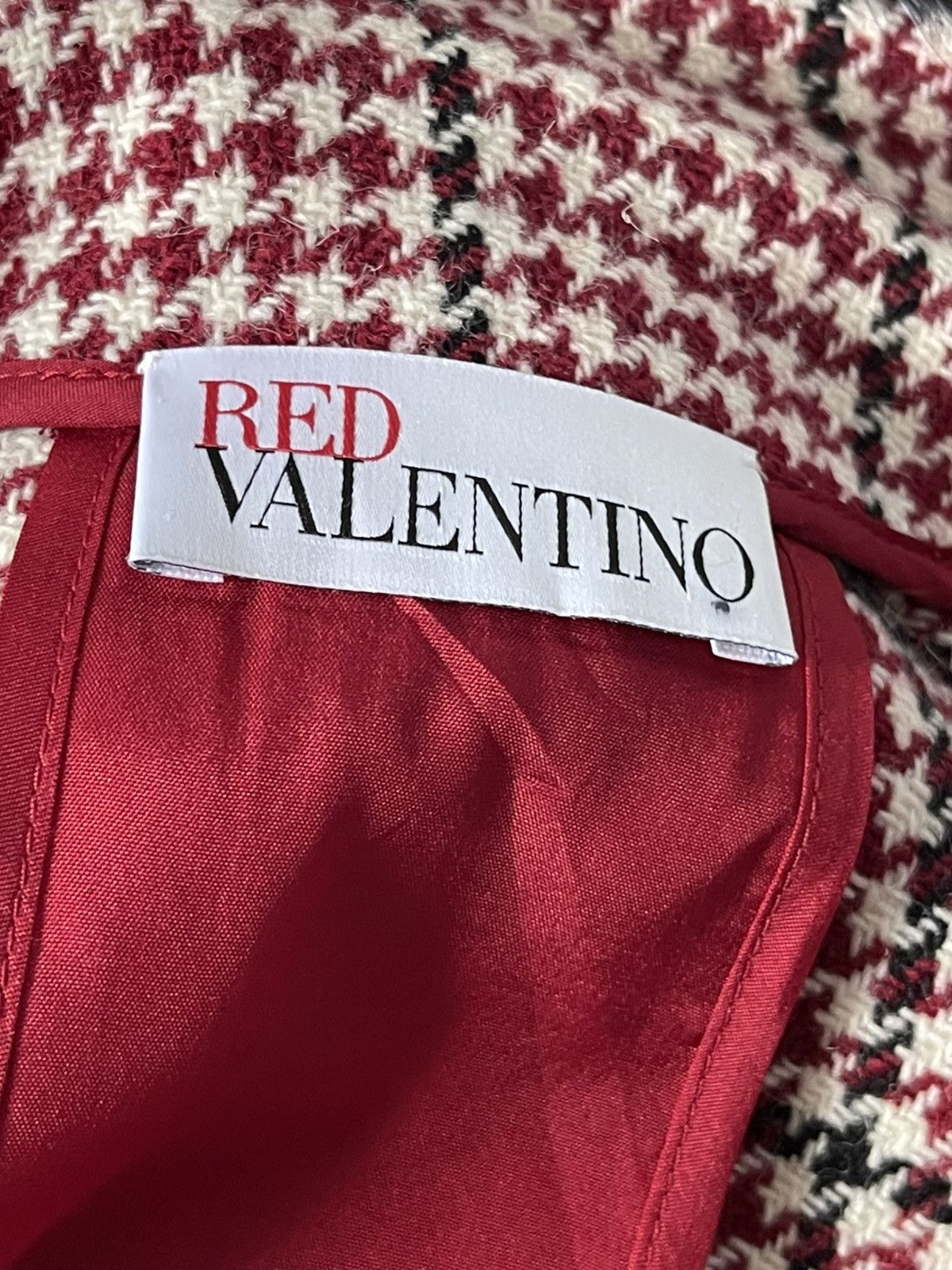 RED Valentino $2000 Red Velentino short Coat With Fur Collar 10 Size M / US 6-8 / IT 42-44 - 12 Thumbnail