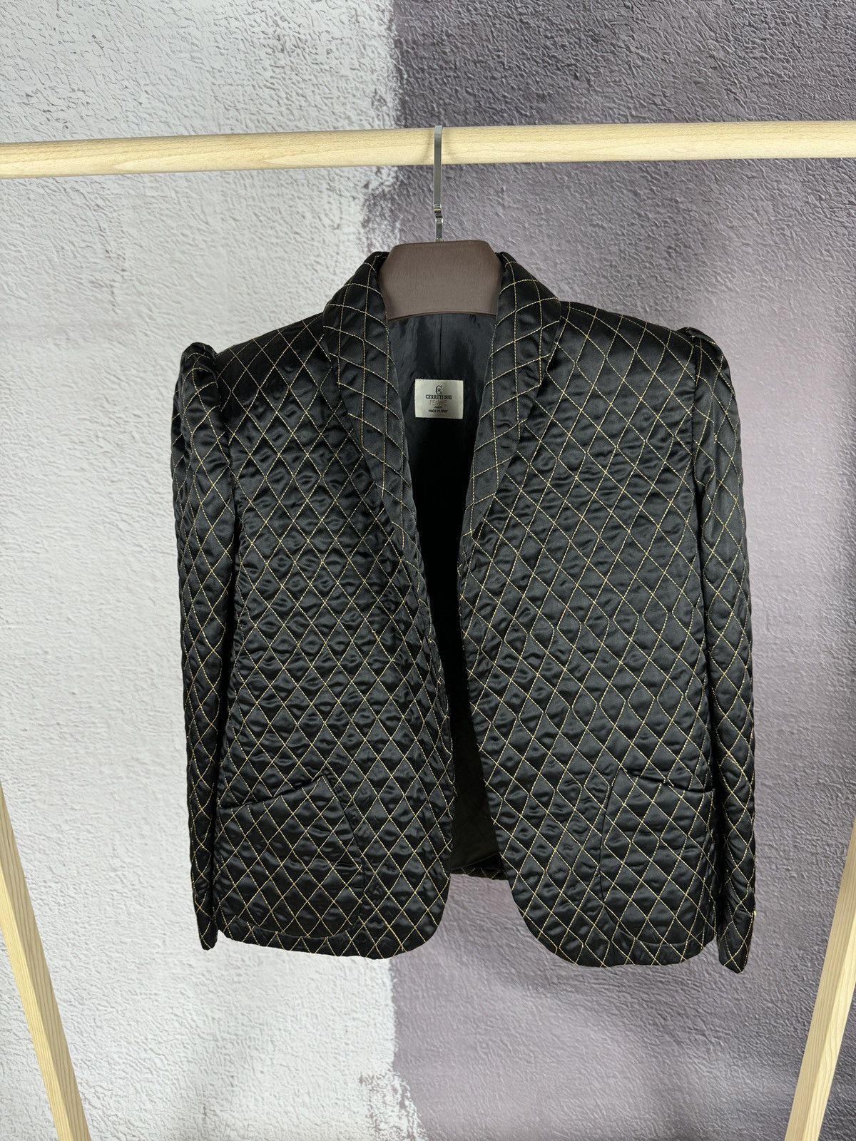 Cerruti 1881 Cerruti 1881 Femme Paris quilted black gold free blazer Size S / US 4 / IT 40 - 1 Thumbnail