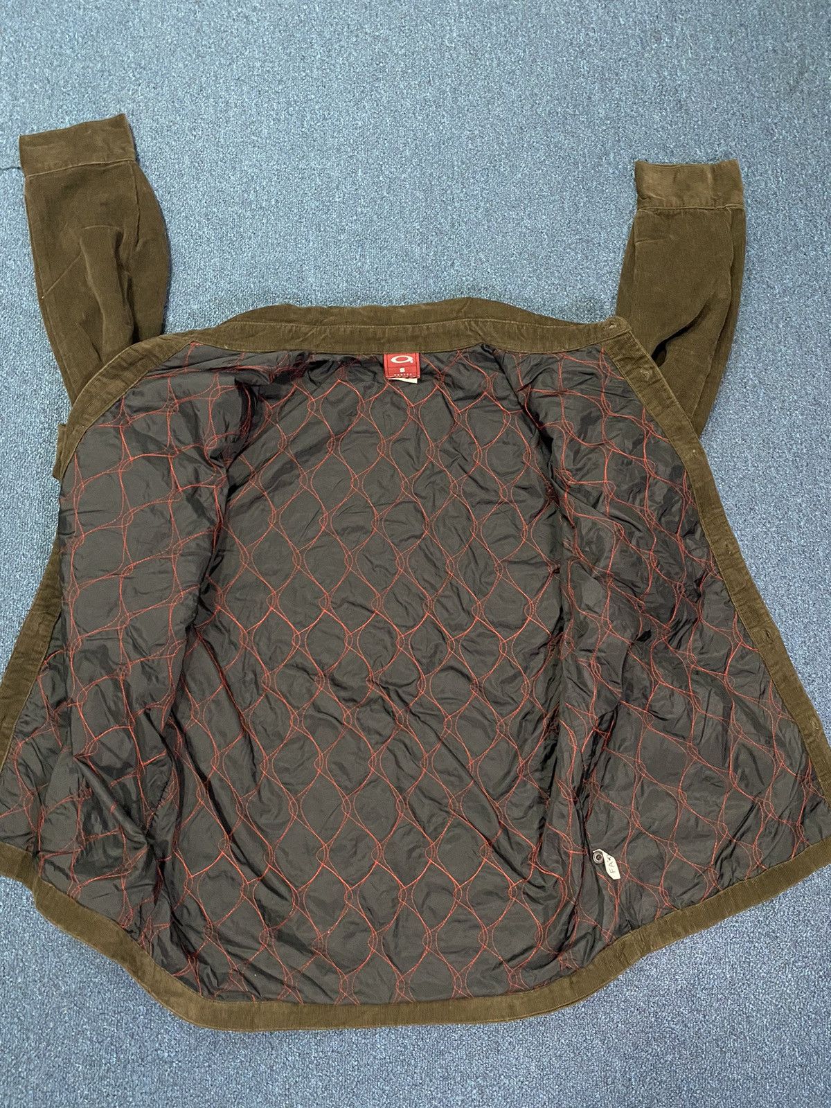 Oakley 90’s Oakley Corduroy Shirt Jacket Size US S / EU 44-46 / 1 - 3 Thumbnail