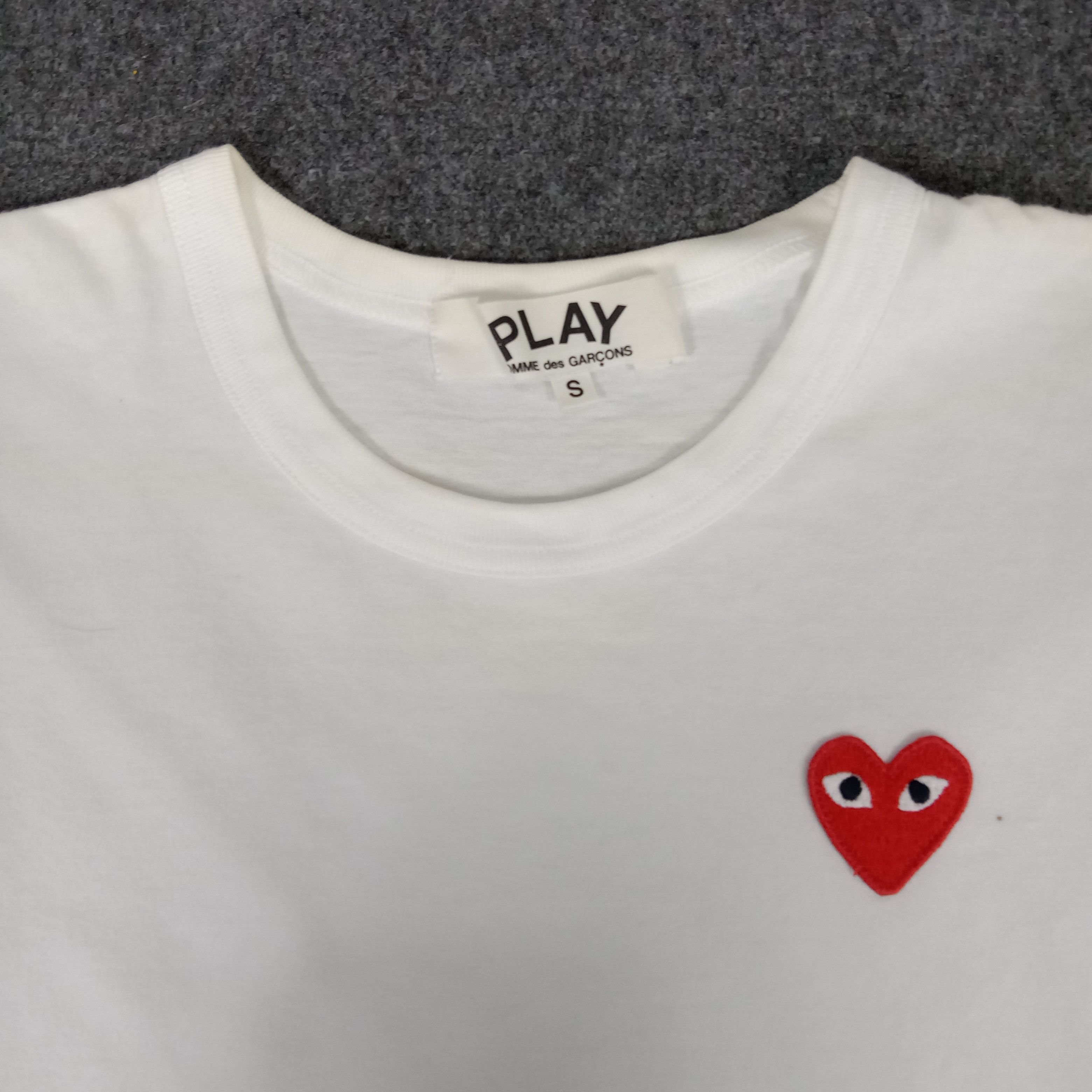 Comme des Garcons × Japanese Brand × Vintage Comme des Garcons Play Japanese Brand Tshirt Size XL / US 12-14 / IT 48-50 - 2 Thumbnail