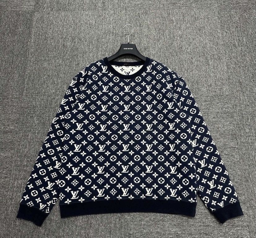 Louis Vuitton Louis Vuitton Monogram Bandana Hoodie (lv22072613)