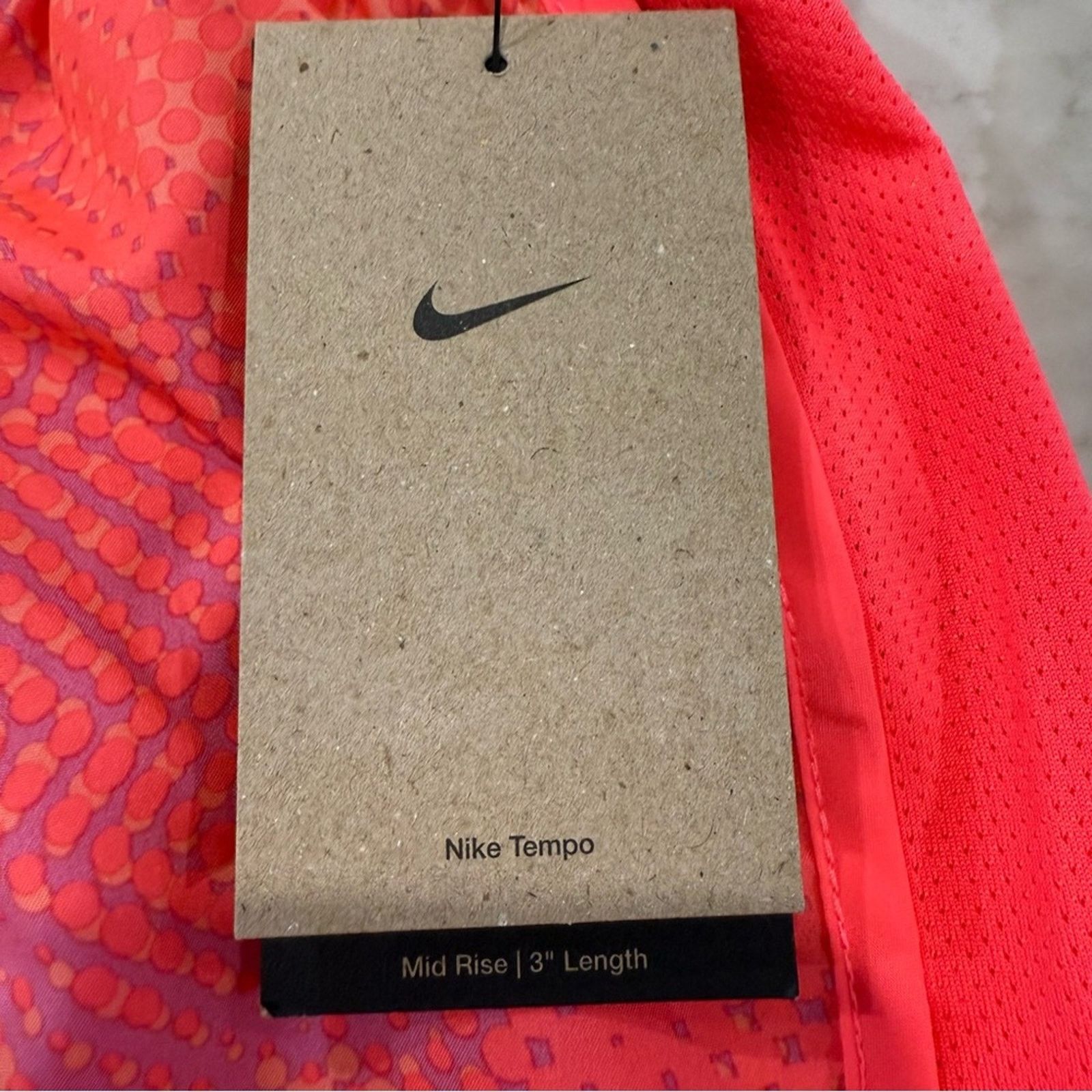 Nike Nike NWT Dri-Fit Tempo Running Shorts Women’s Small Pink Size 28" / US 6 / IT 42 - 6 Thumbnail