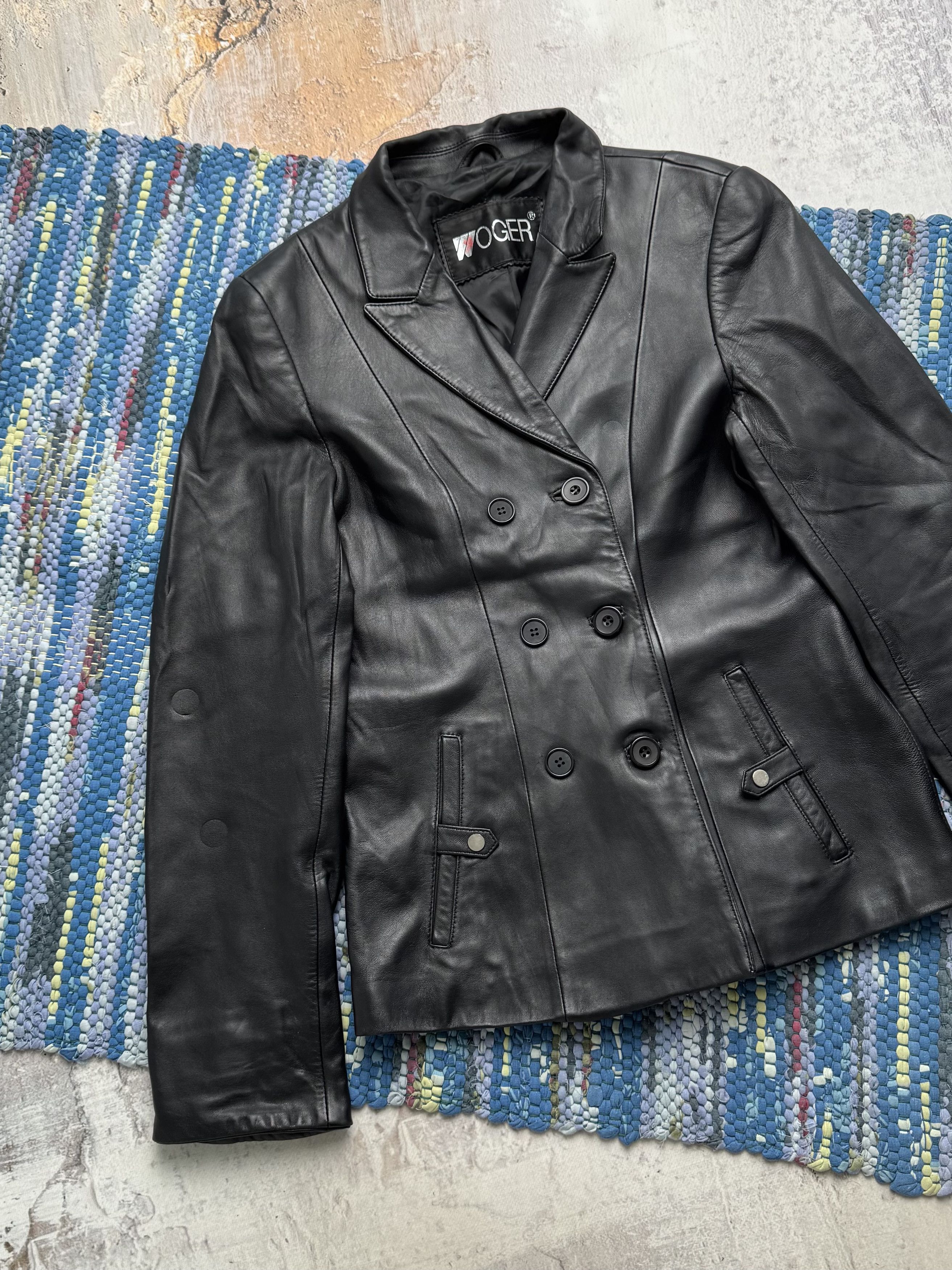 Vintage Vintage Leather Jacket A8(V1)D15 Size S / US 4 / IT 40 - 2 Thumbnail