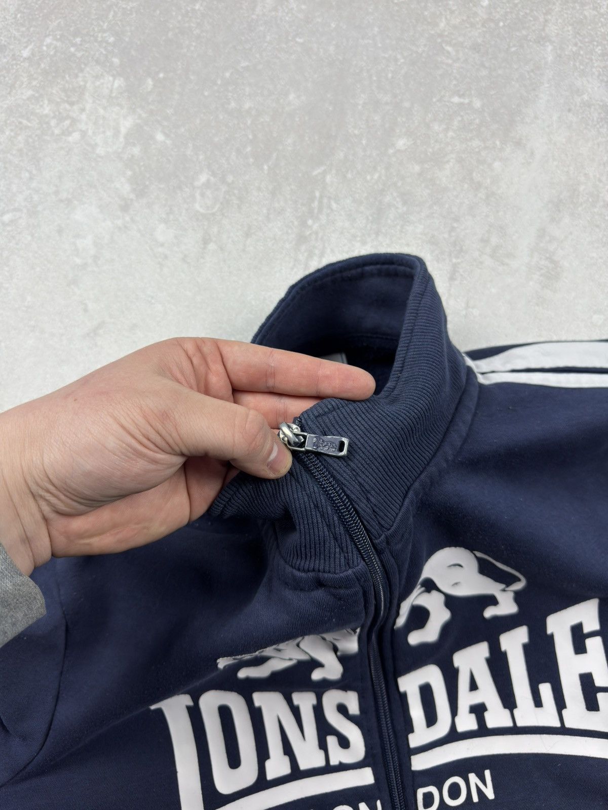 Lonsdale Vintage Lonsdale London 00s Zip Sweatshirt Big Logo Size US S / EU 44-46 / 1 - 7 Thumbnail