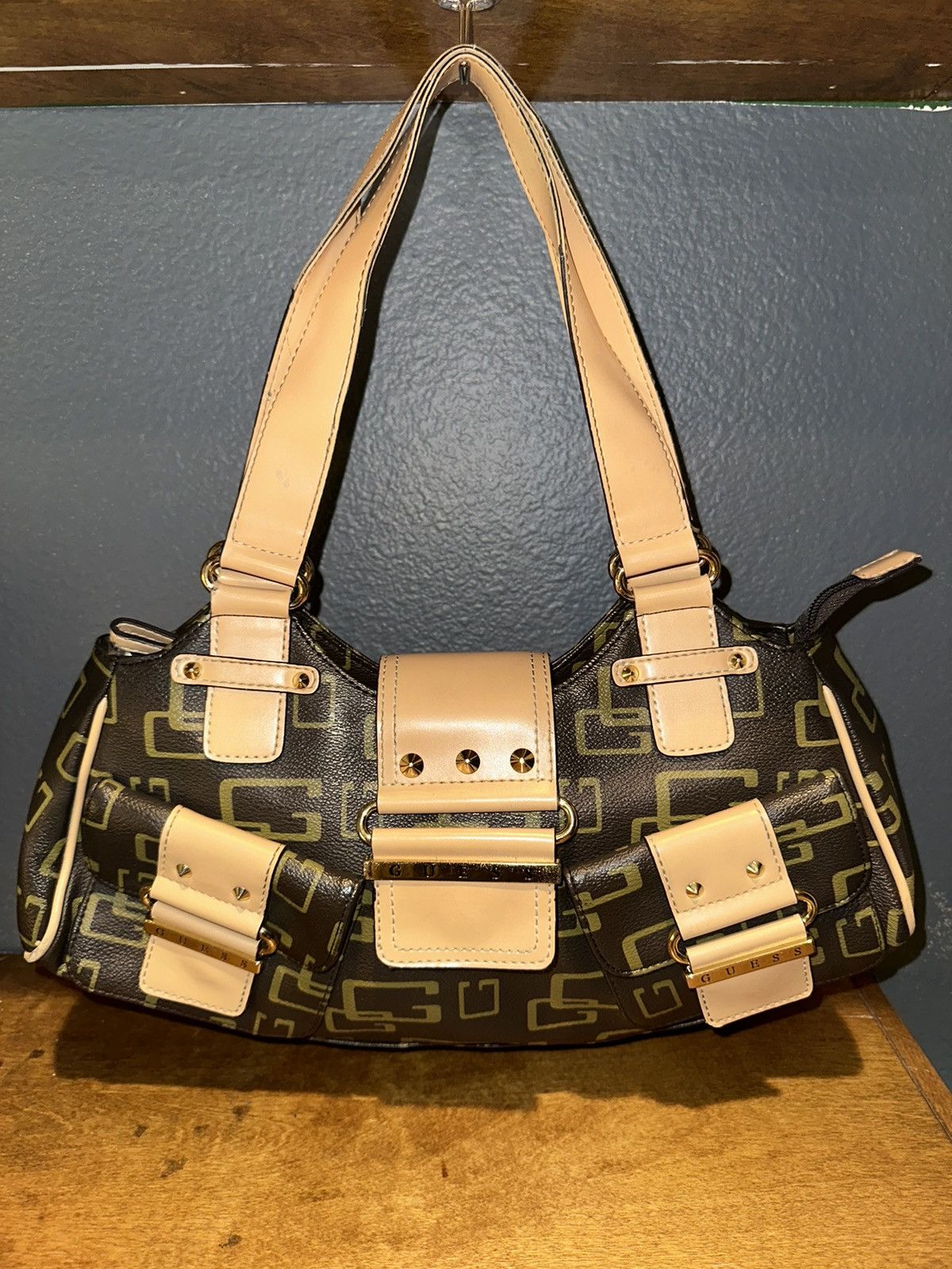 Guess Guess Monogram Y2K 2000’s Vintage Shoulder Handbag Purse Size ONE SIZE - 3 Thumbnail