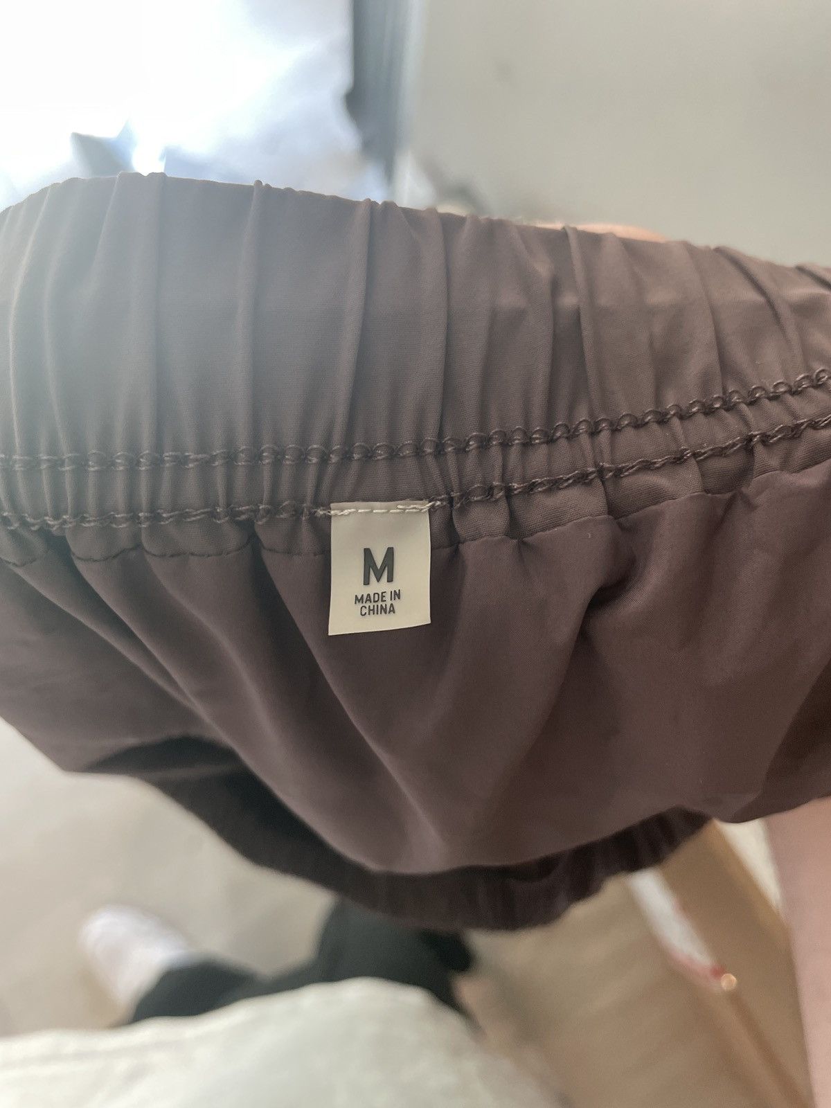 Essentials × Fear of God Fear of God Essentials Plum Volley Short M Size US 32 / EU 48 - 4 Thumbnail