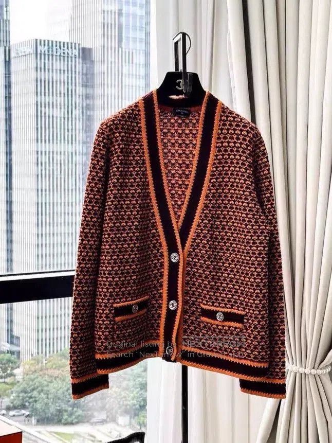 Chanel Chanel Orange and brown two-pocket long-sleeved knitted ca Size M / US 6-8 / IT 42-44 - 1 Thumbnail